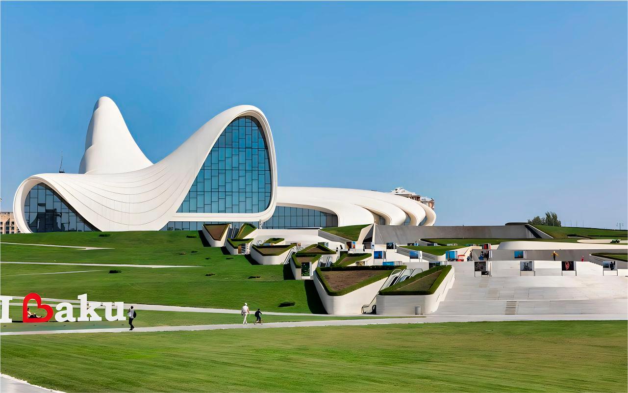Baku: Half-Day City Tour with Funicular Ride & Museum Visit