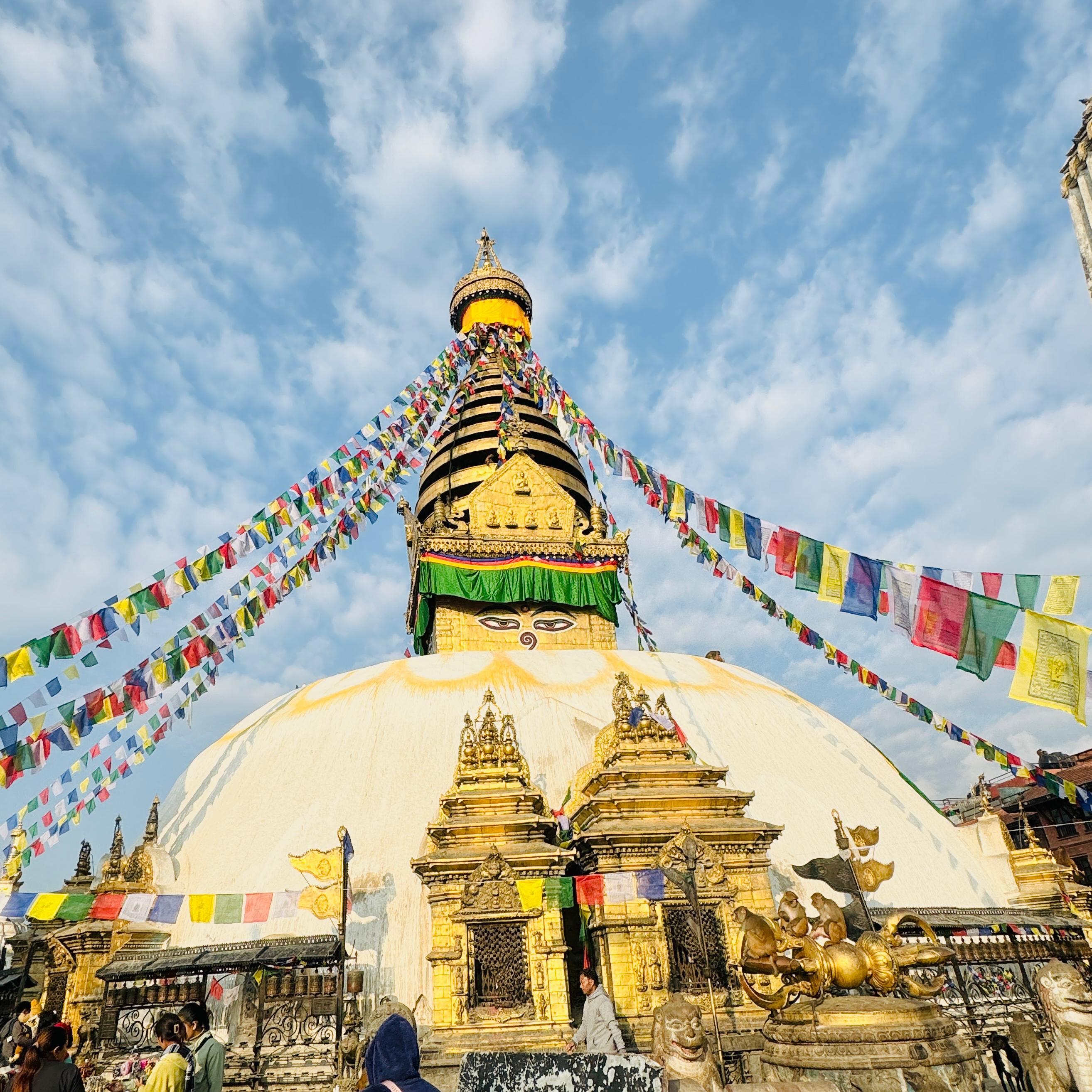 Kathmandu: Swayambhunath, Kirtipur & Patan Tour