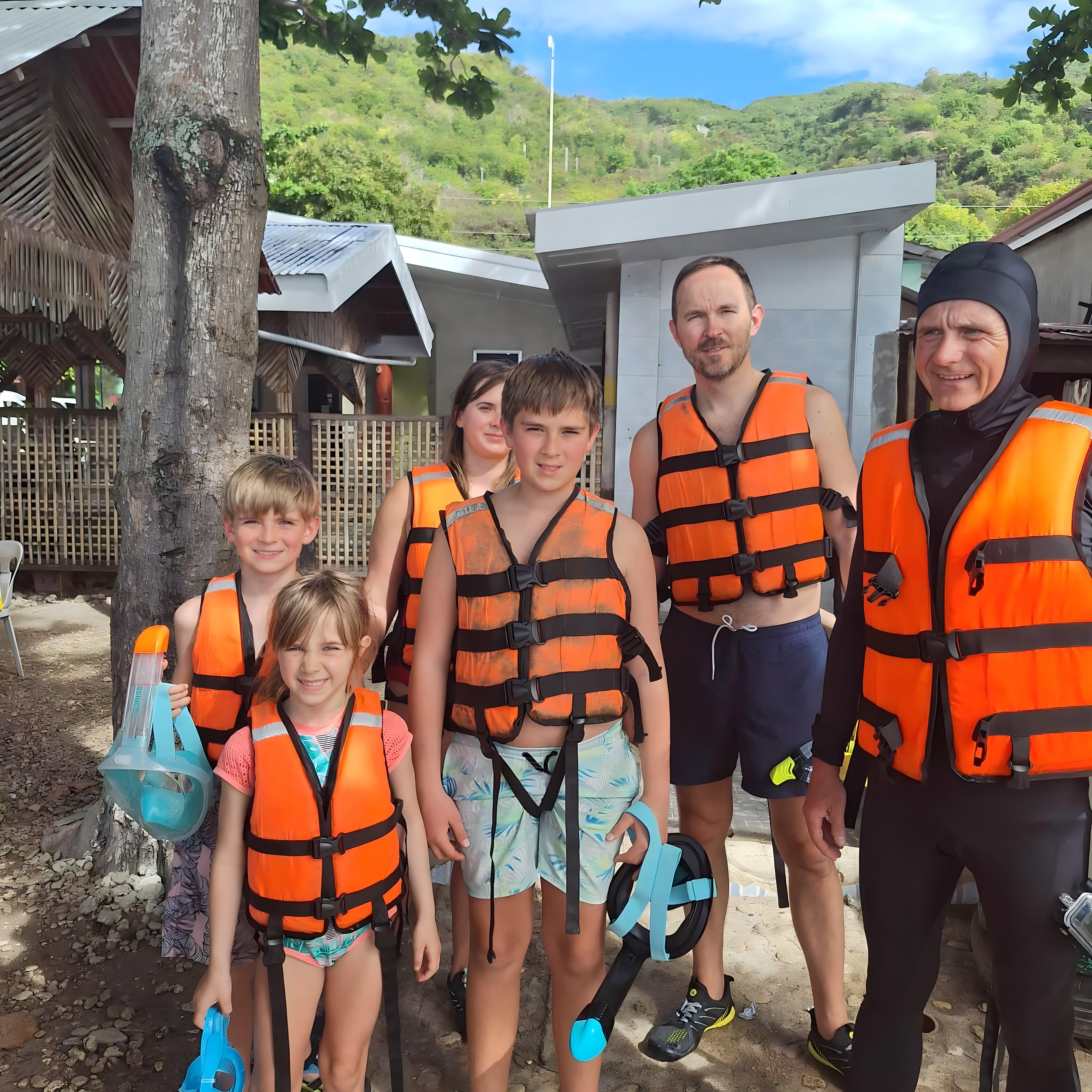 Cebu: Oslob Whale Shark Tour, Sumilon Island & Tumalog Falls 3