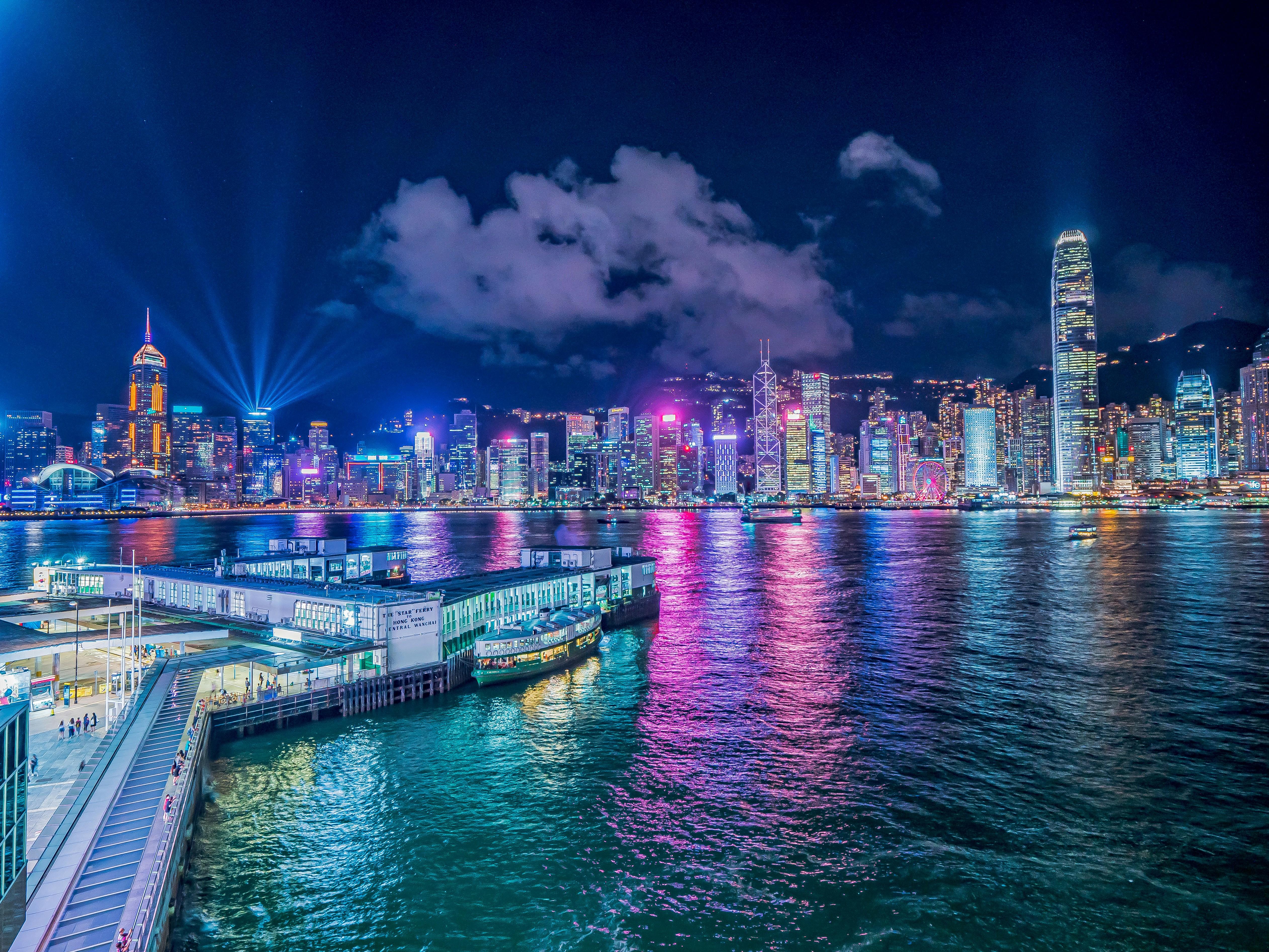 Hong Kong One Day Luxury Car Tour