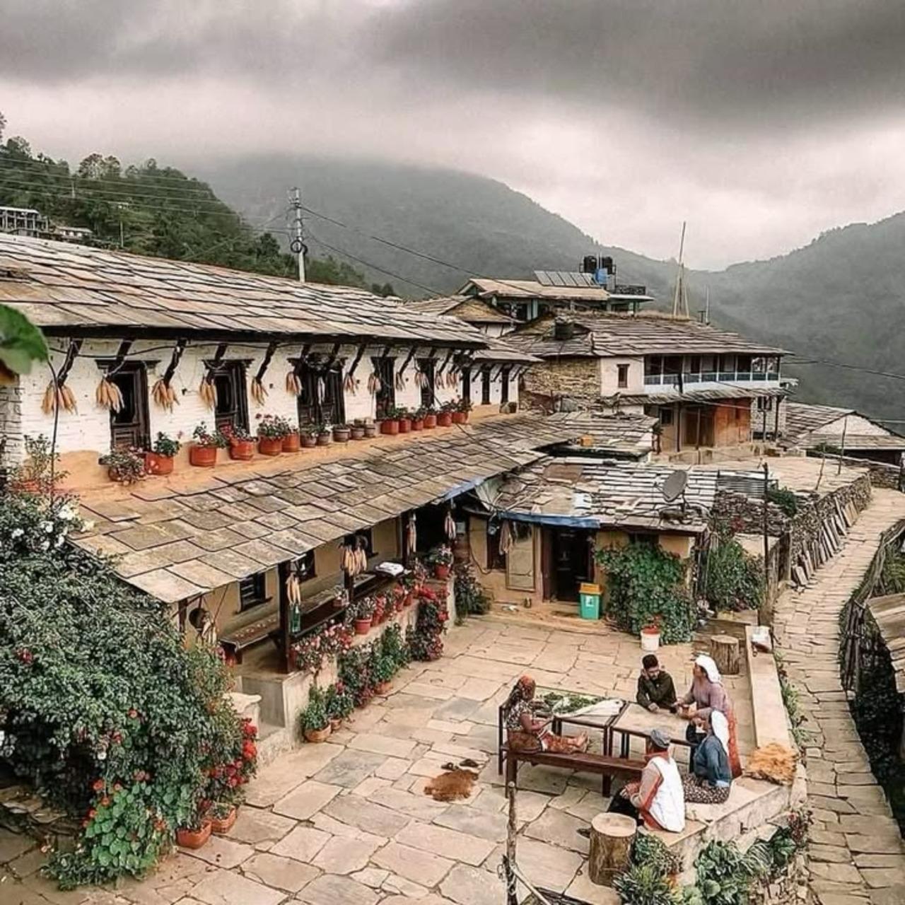 From Pokhara: Ghandruk Village and Mountain Tour 2