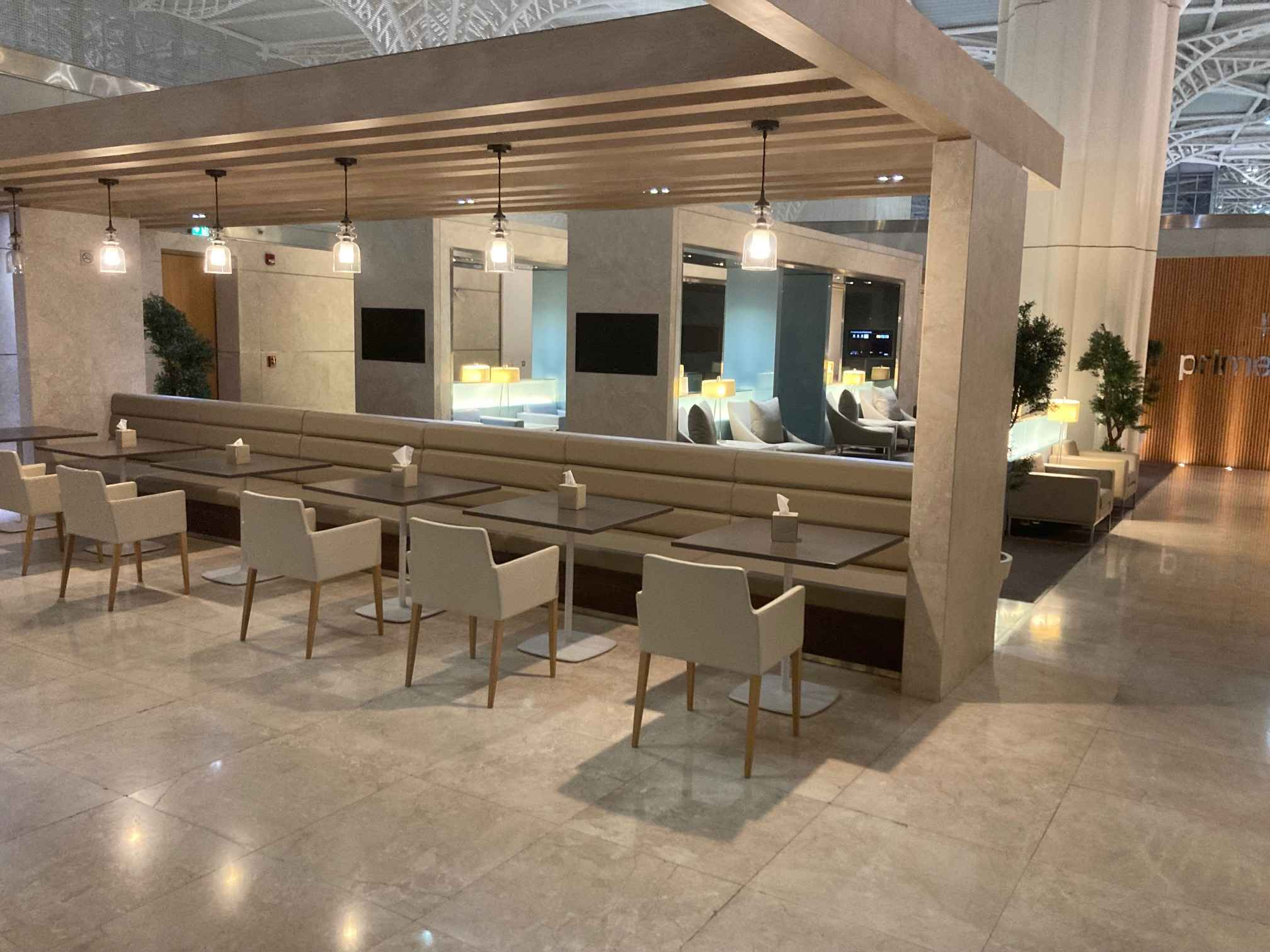 MED Medina Mohammad Bin Abdulaziz Airport Lounge Access 2
