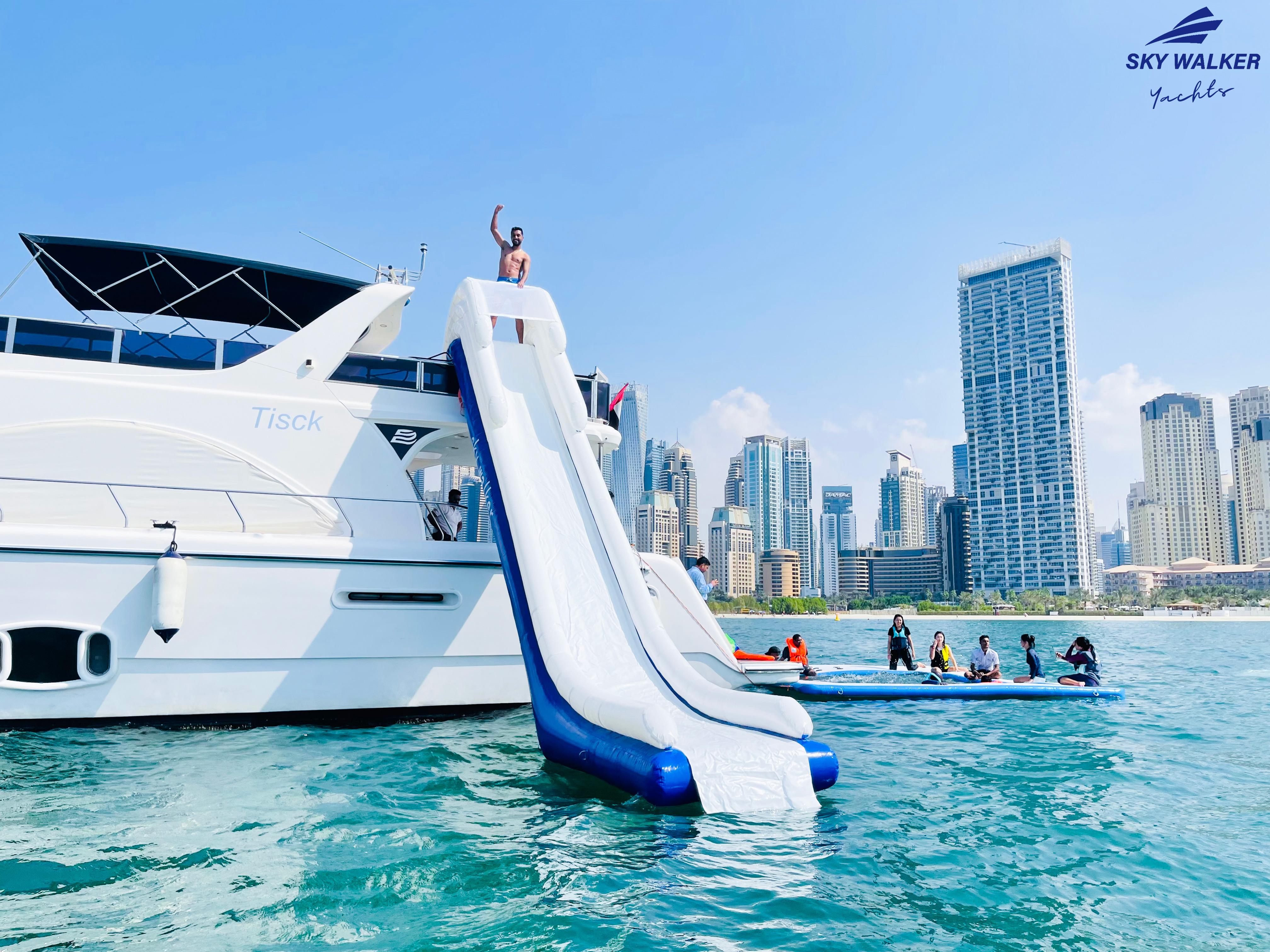 Dubai: Ride and Slide Yacht Cruise with BBQ Lunch and Drinks 2