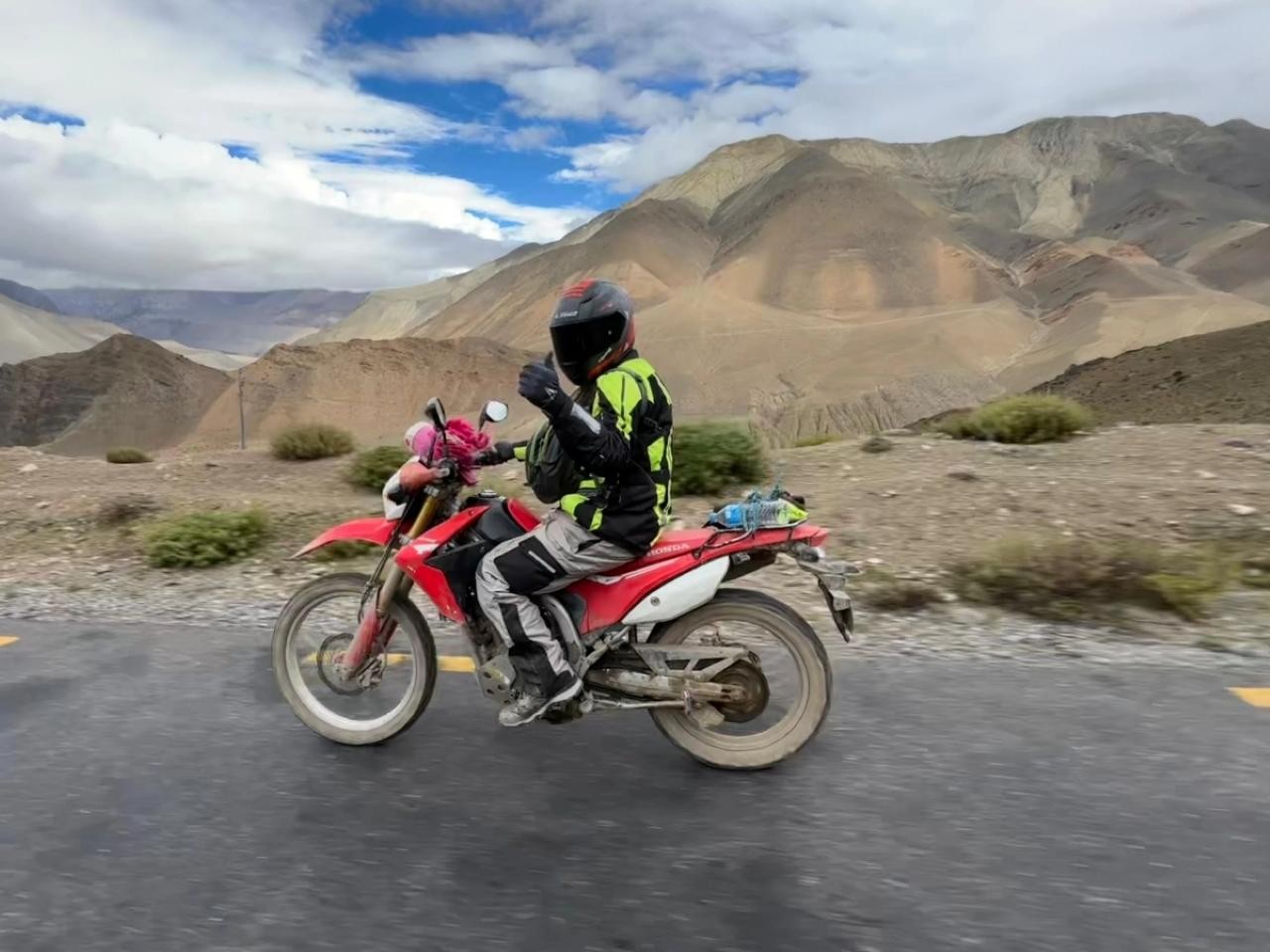 From Pokhara: 3-Day Lower Mustang & Muktinath Motorbike Tour