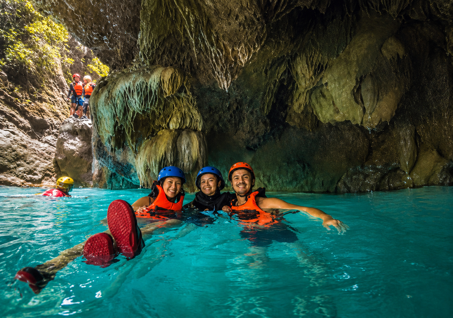 Cebu: Moalboal Sardine Run & Kawasan Canyoneering 3