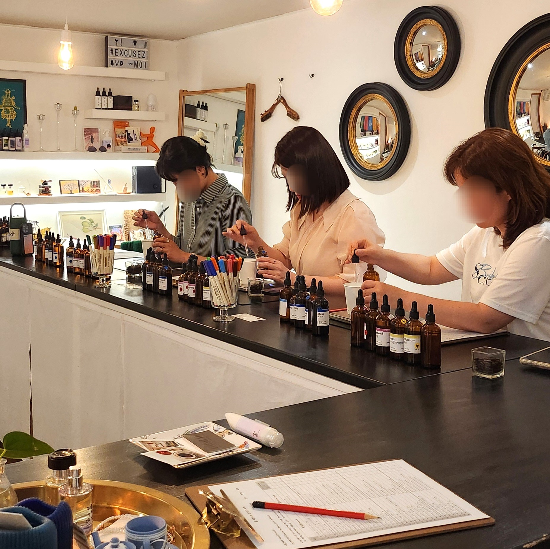 Create Your Perfume with a Professional Perfumer in Gangnam 2