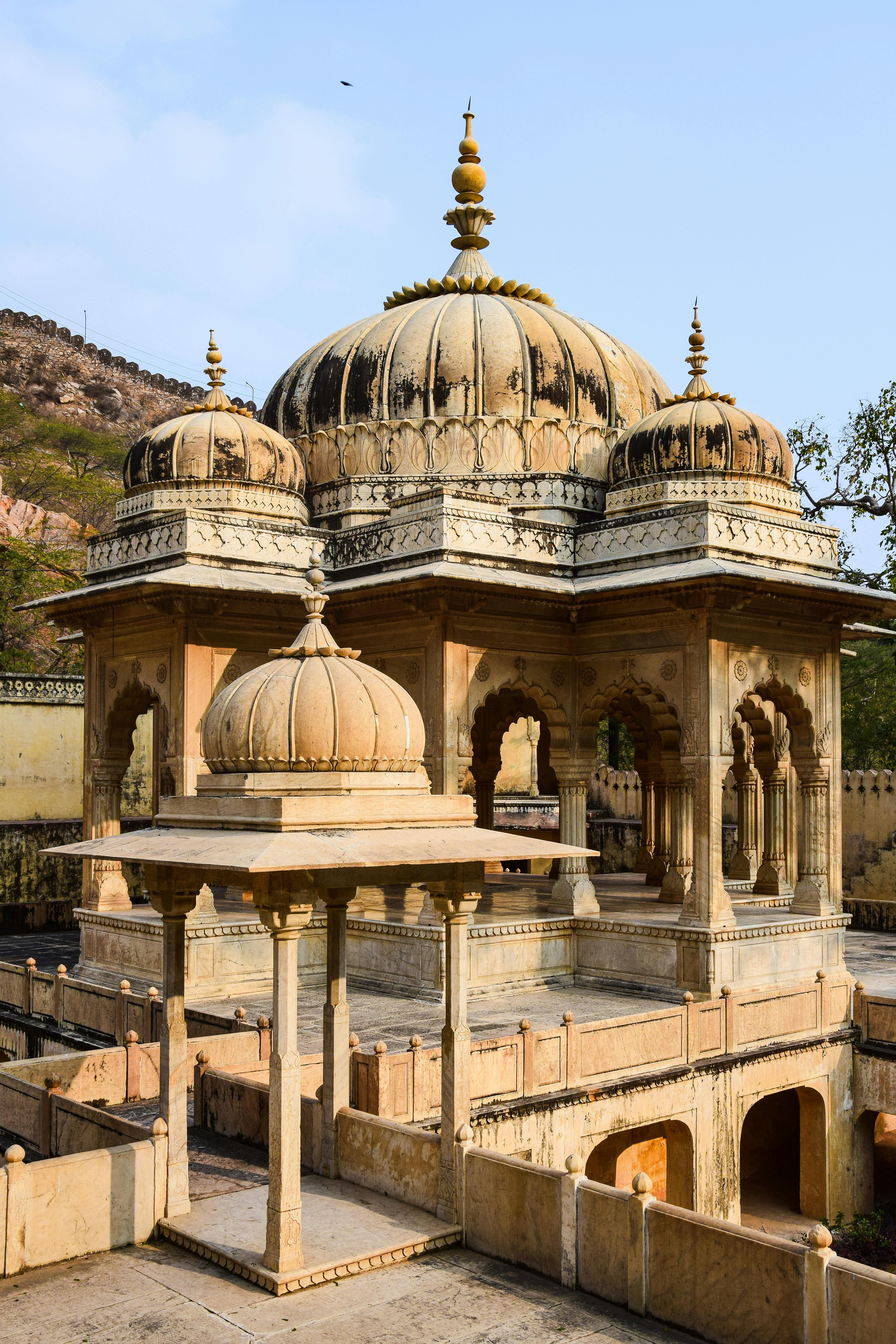 Jaipur; Morning or Evening Temple Tour by Tuk Tuk & Old City