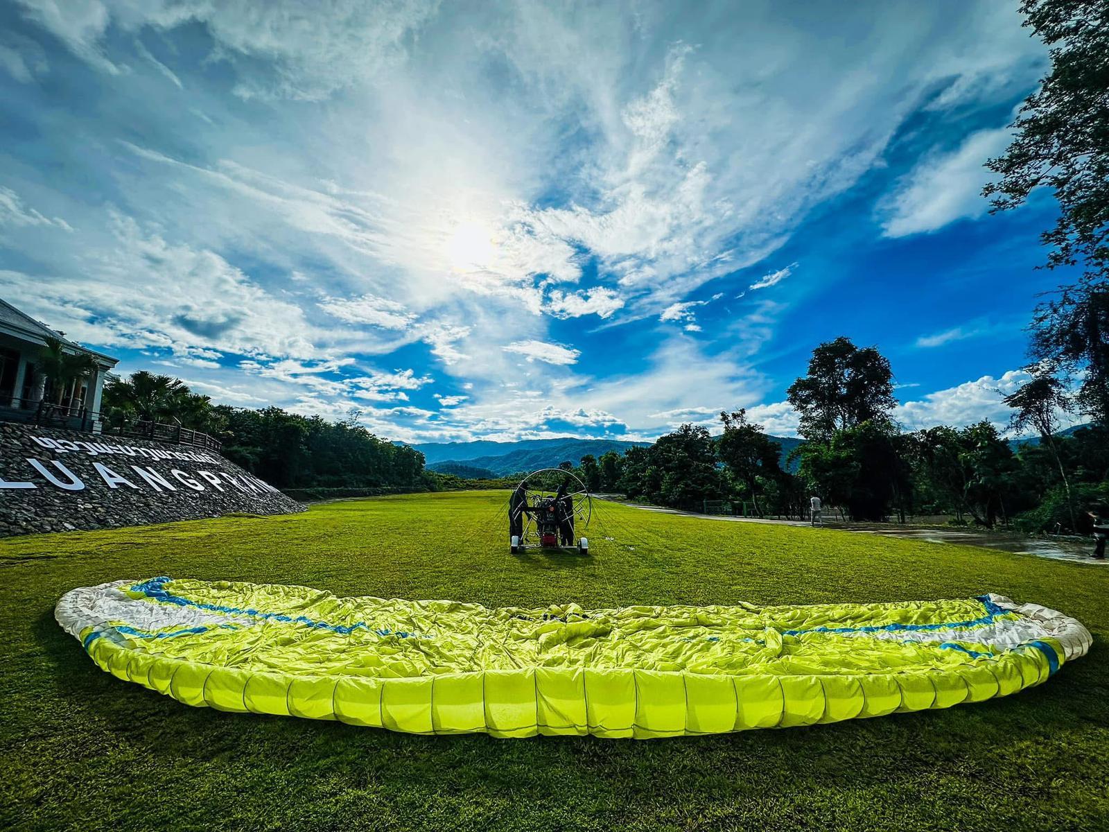 Luang Prabang: Private Paramotor Flight & City Hotel Pickup 2