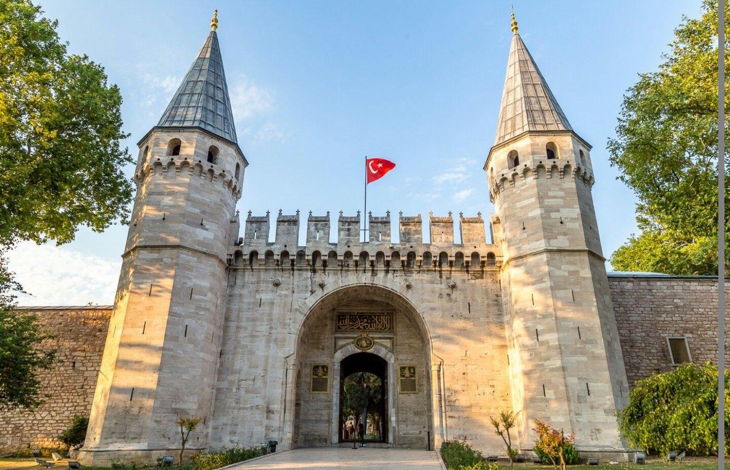 Istanbul: Topkapi Palace, Blue Mosque & Old City Tour 2