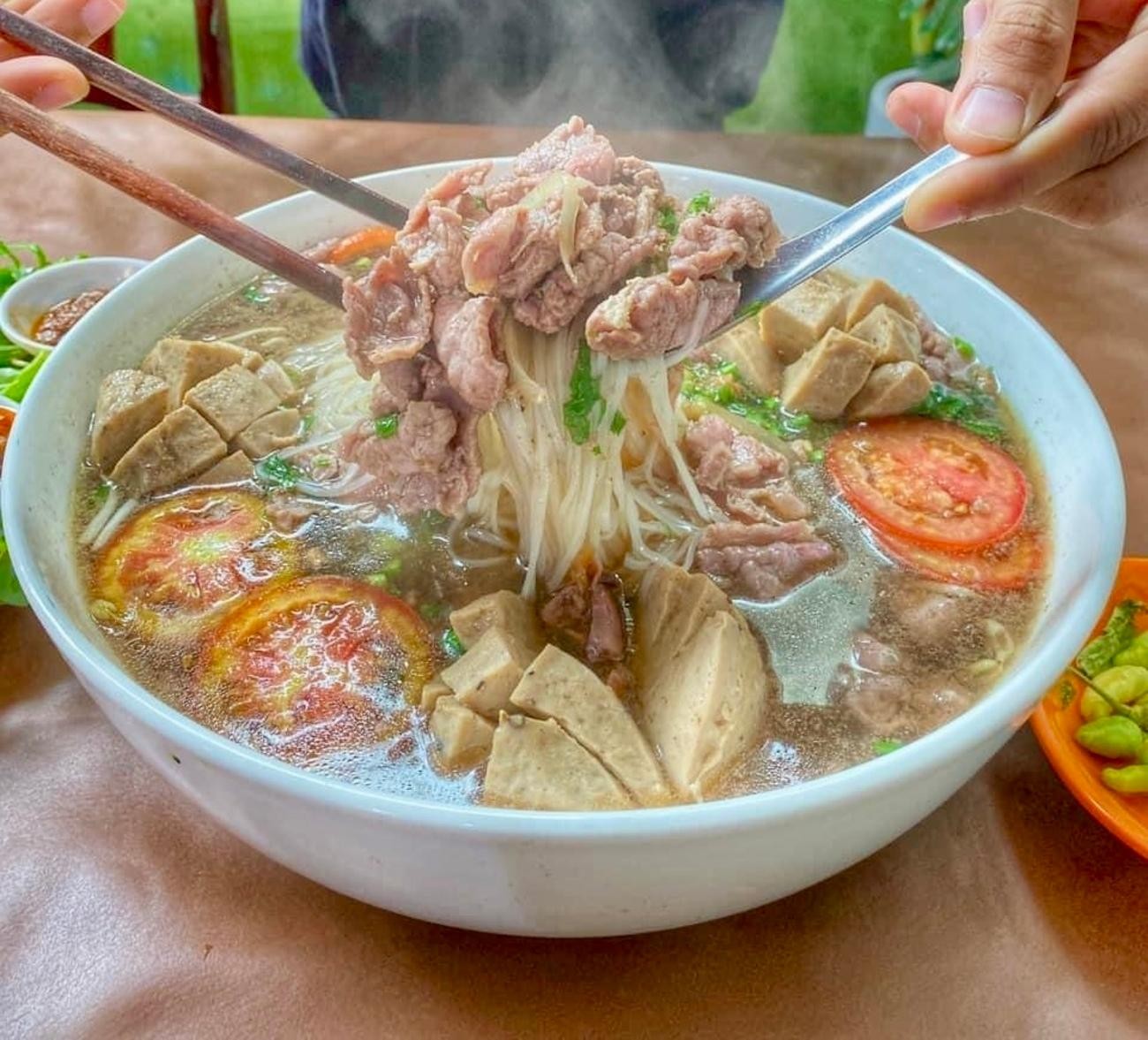 Vientiane classic Food tour ( Included Food ) 2
