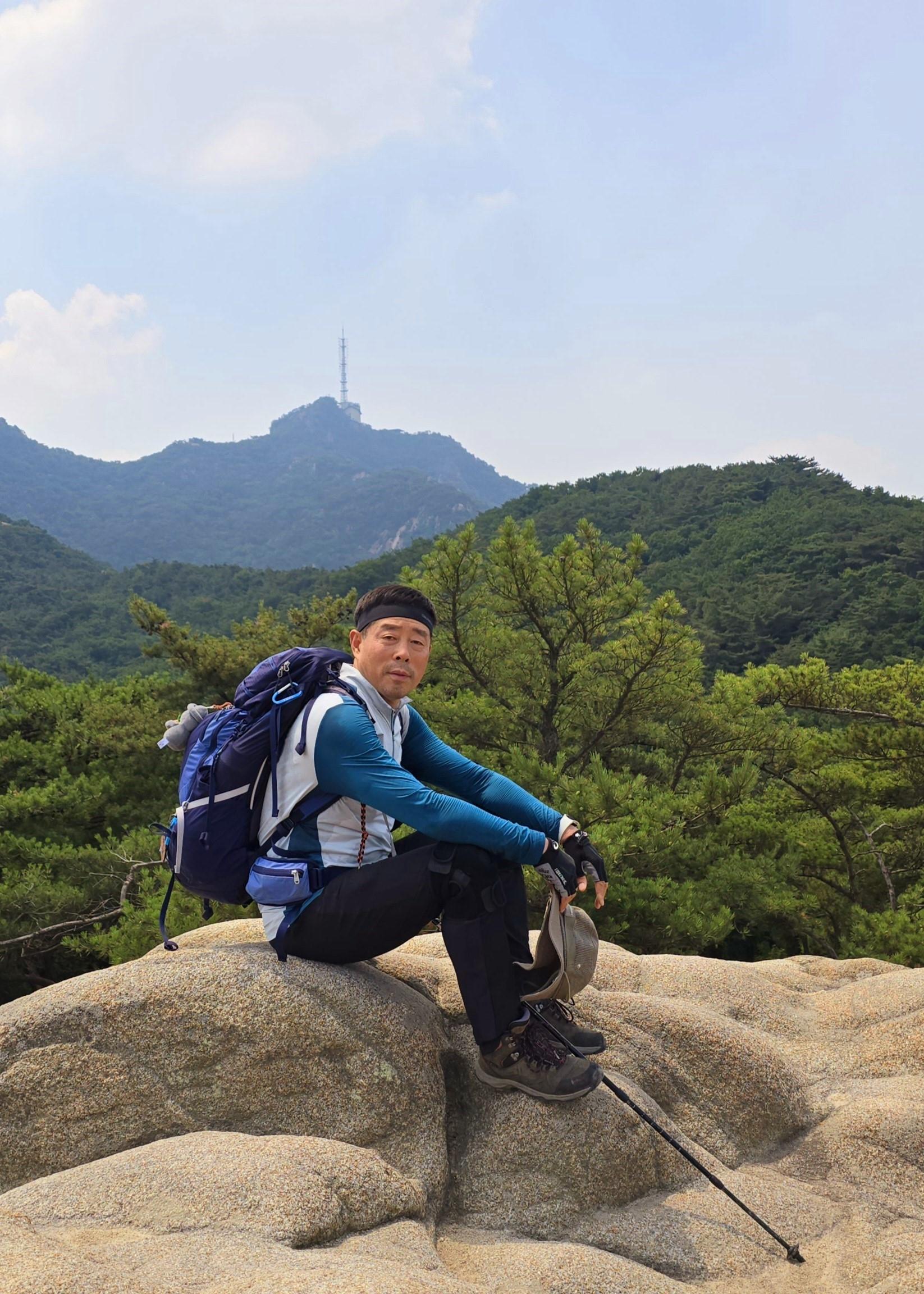 Seoul: Mt. Gwanaksan Full-Day Trek 2