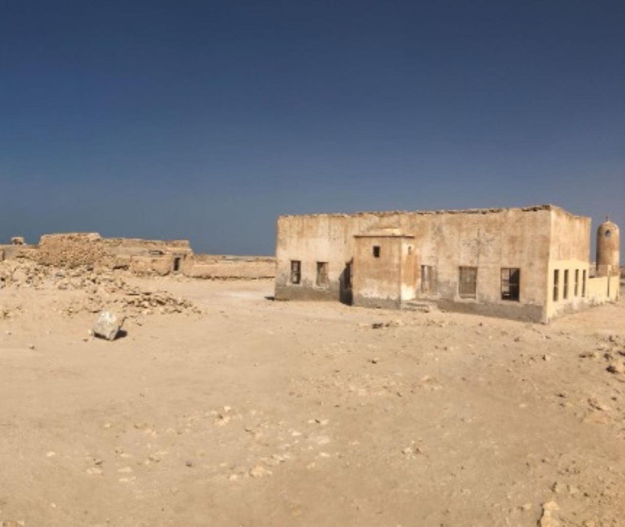 North of Qatar Tour: Archeological & Historical Site Visit 3