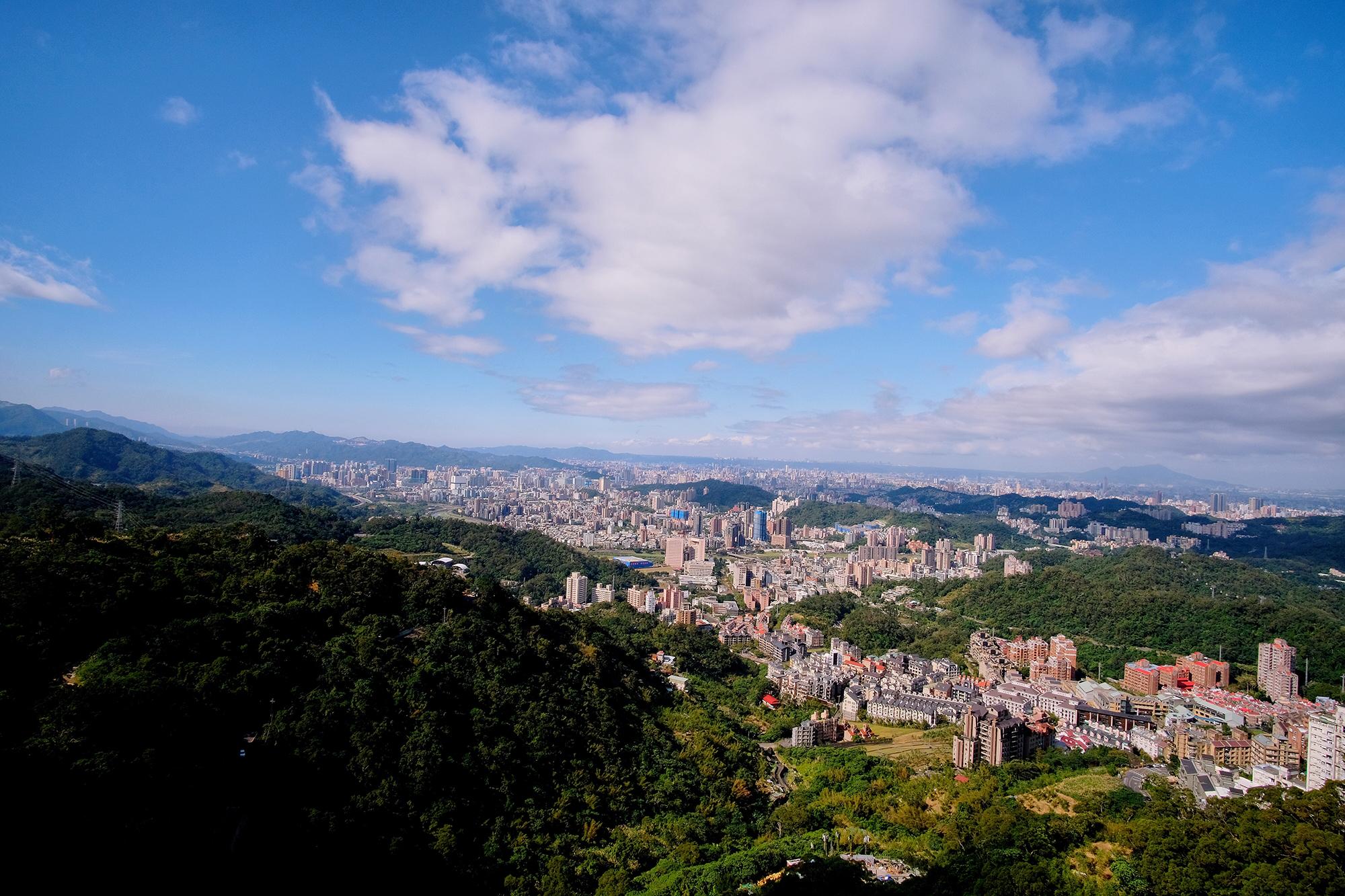 Private Maokong Gondola & Shiding Handmade Noodle DIY Tour 3