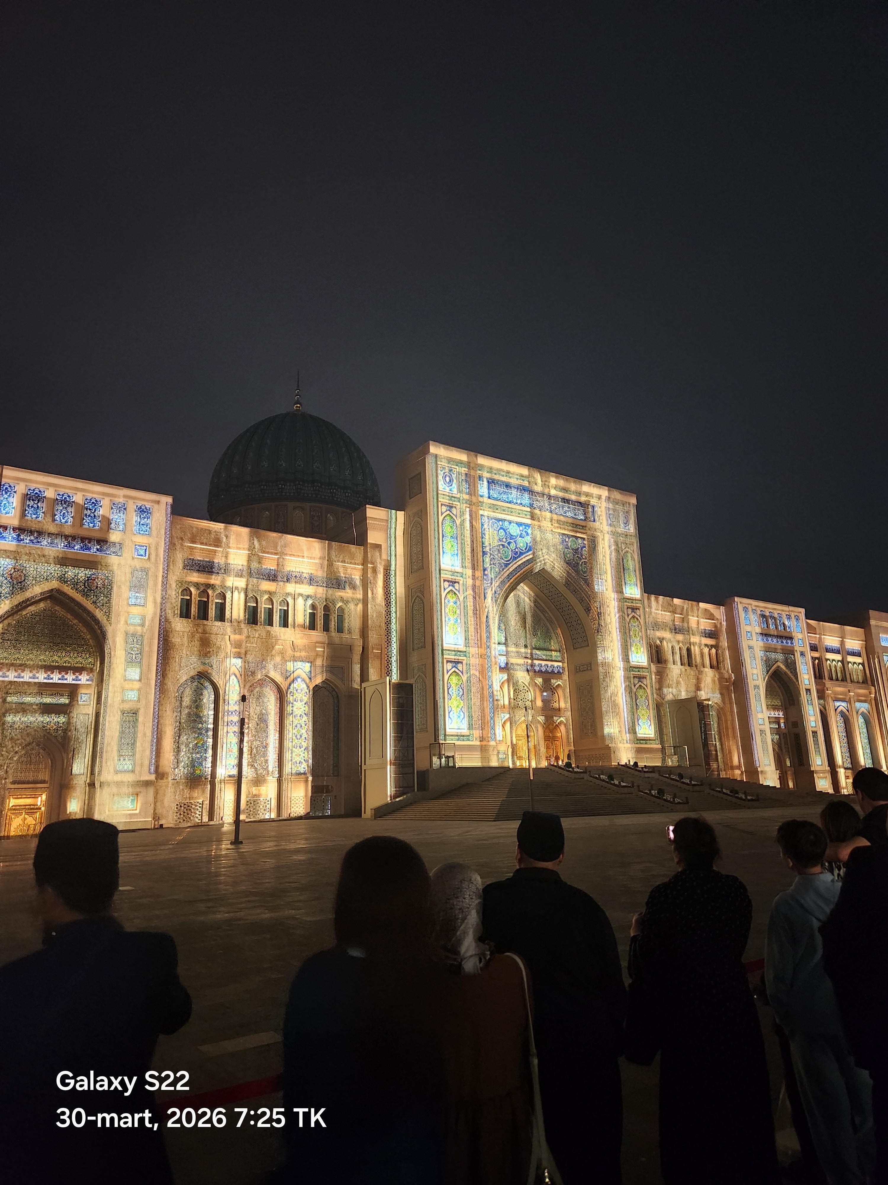 Tashkent: Private Tour of Old City, Metro & Chorsu Bazaar 2