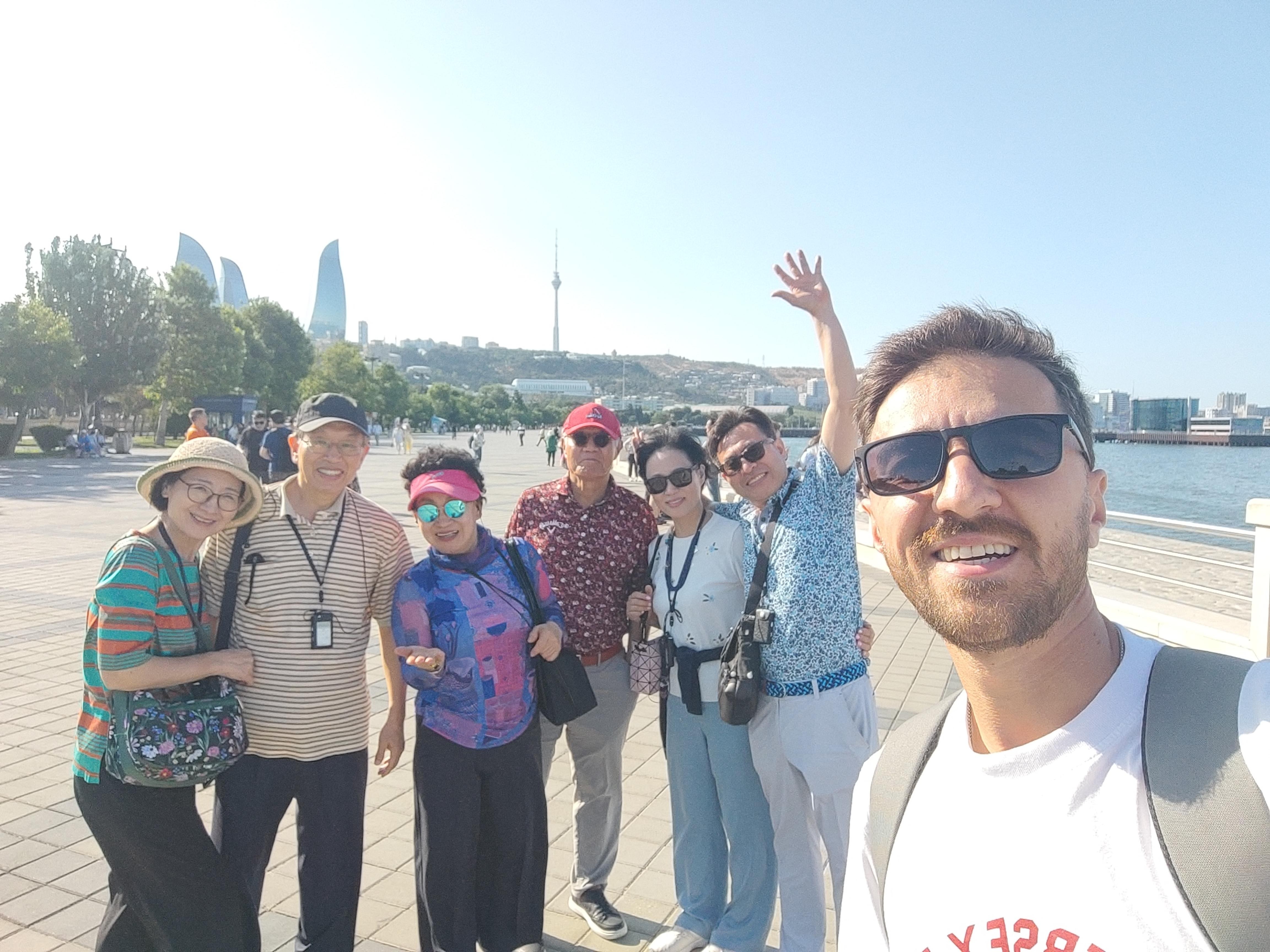 Baku: UNESCO Old City, Boulevard & Highland Park Tour 2