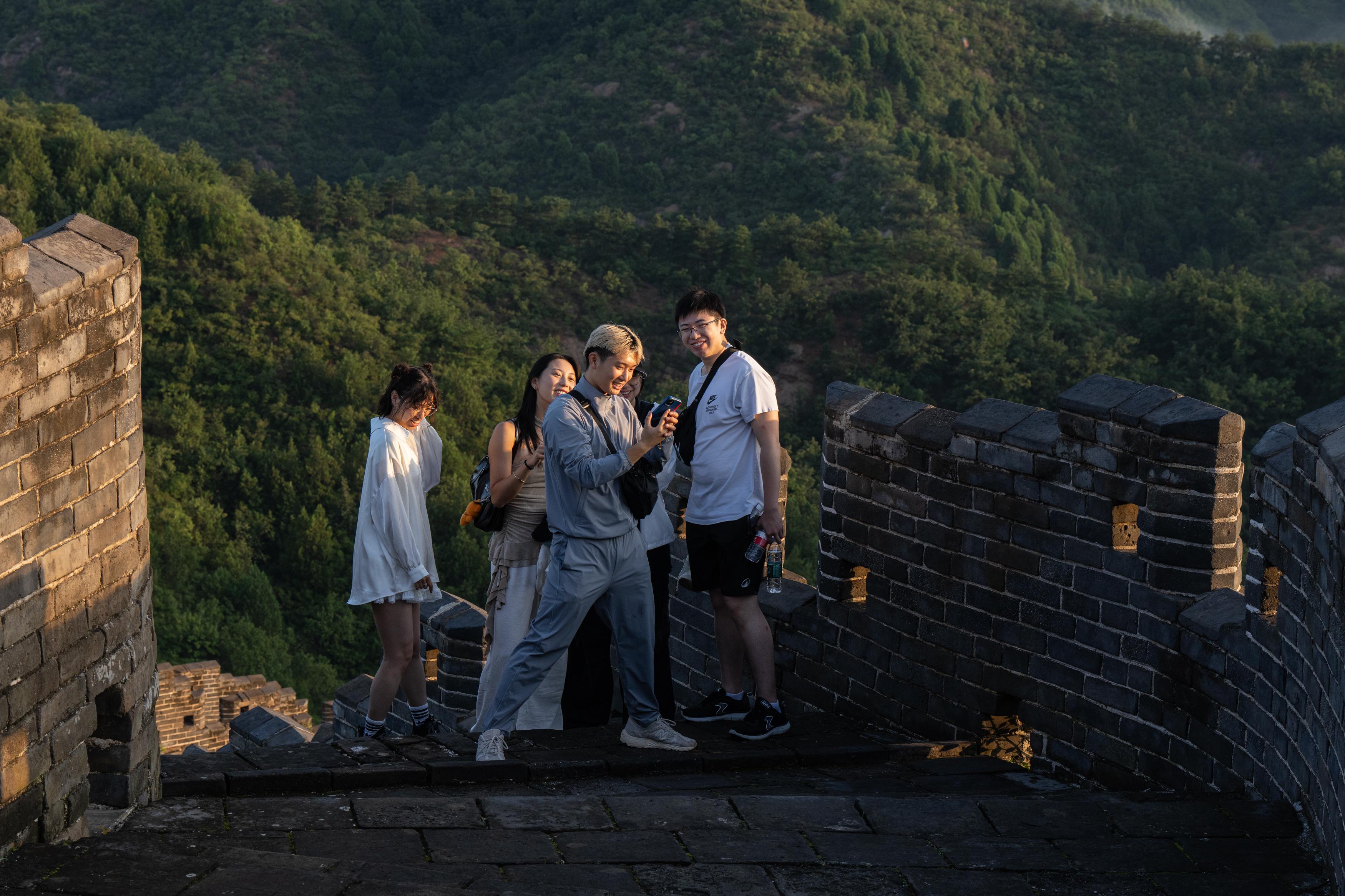 Beijing: Jinshanling Great Wall Hike with a local 3