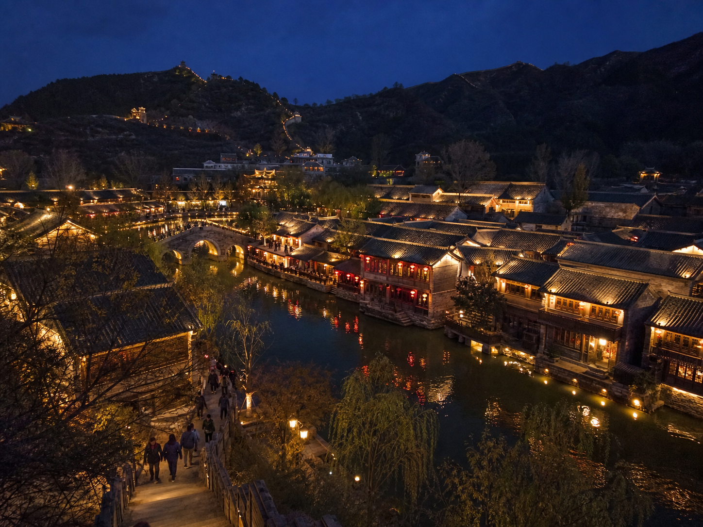 Beijing: Gubei Water Town Day or 2-Day Cruise & Inn Escape