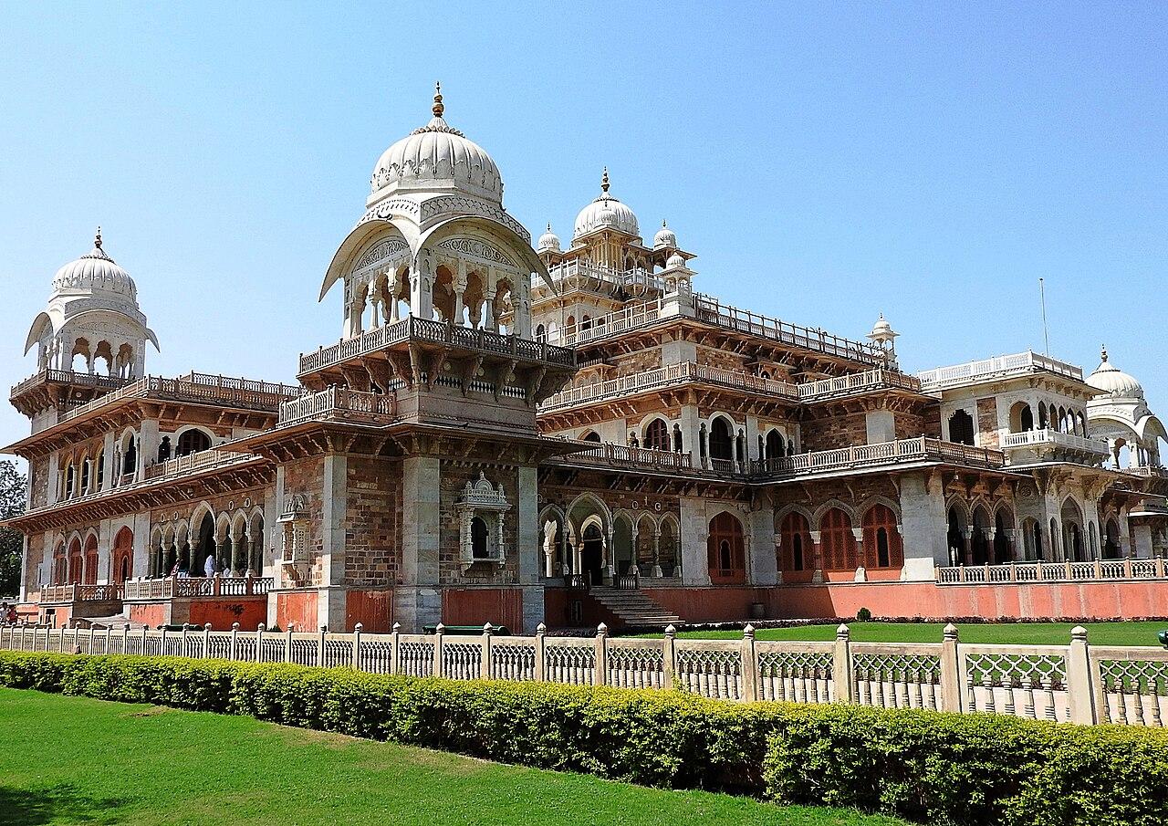 Jaipur: Albert Hall Museum Guided Walking Tour
