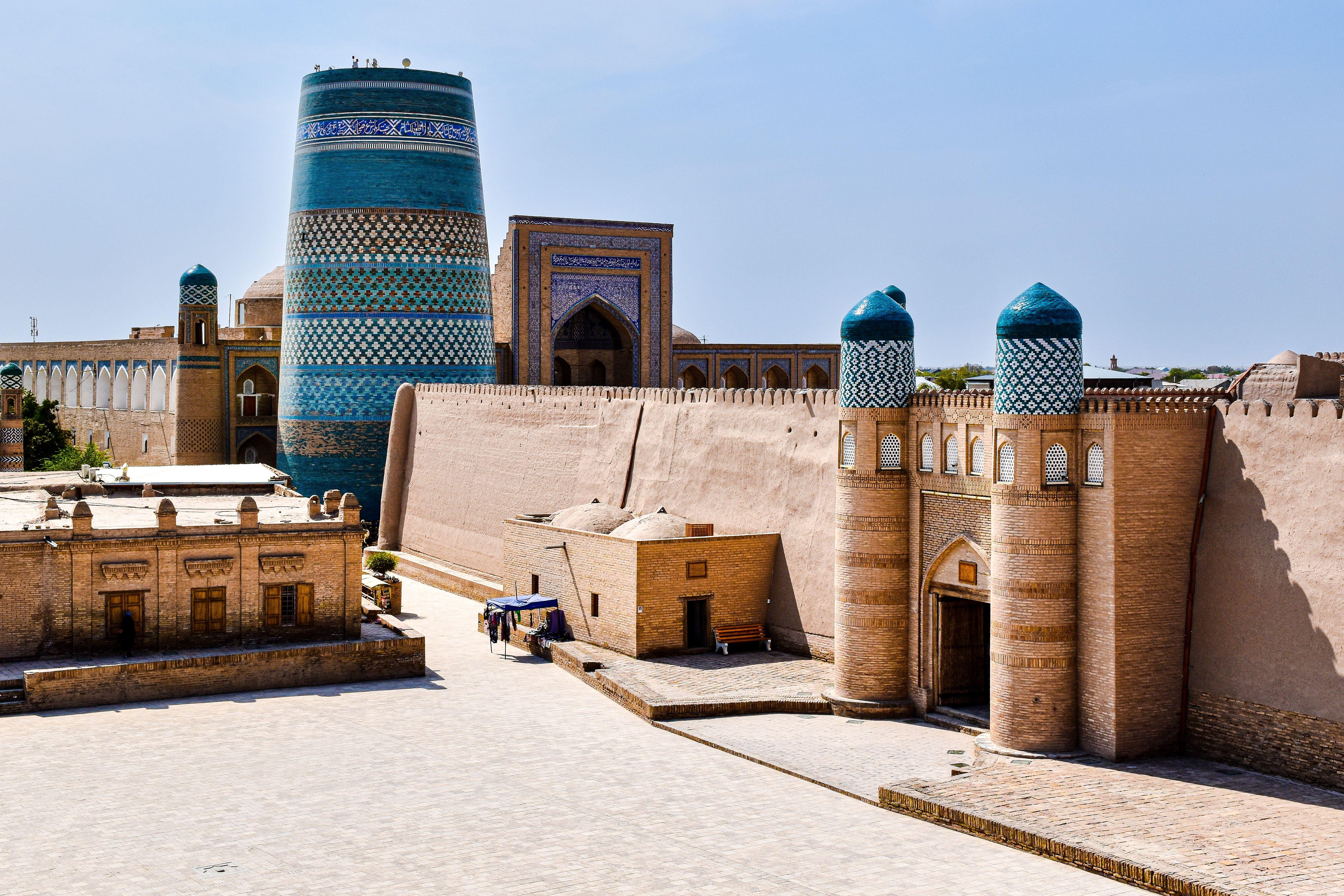 Khiva: Cultural sightseeing tour of Itchan Kala with local guide — guided tour in Khiva