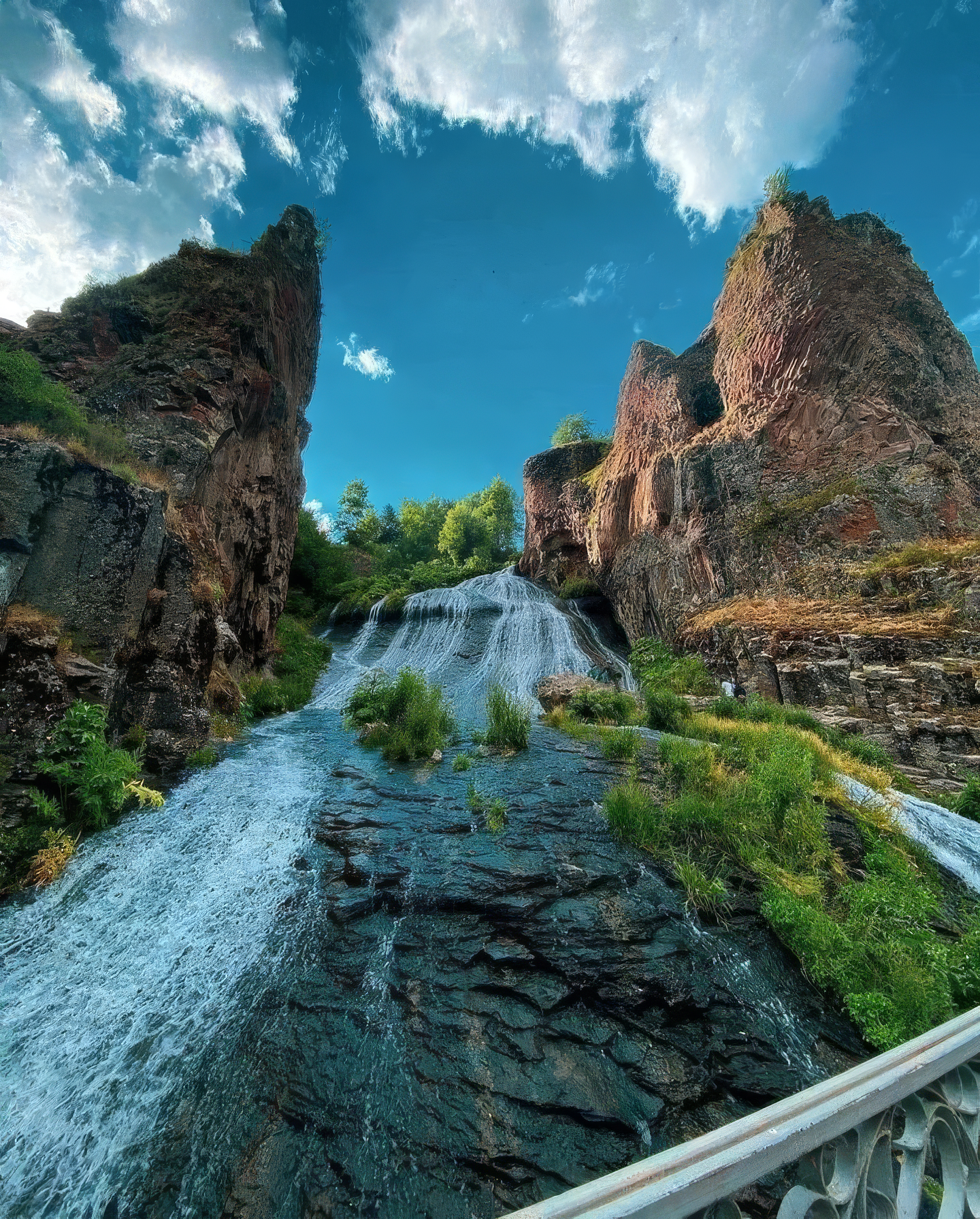 Full day trip: Sevan, Noratus, Selim Pass, Areni & Jermuk 2