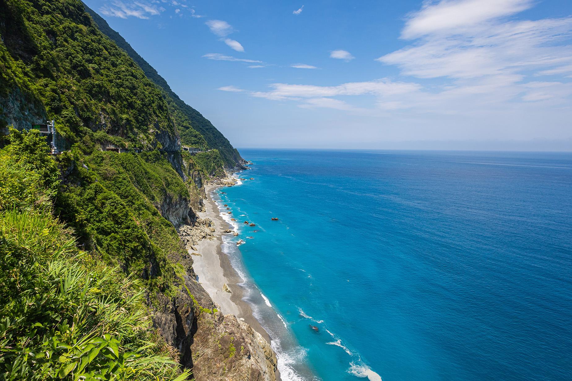 From Taipei: 2-Day Hualien Private Tour with Hotel Stay 2