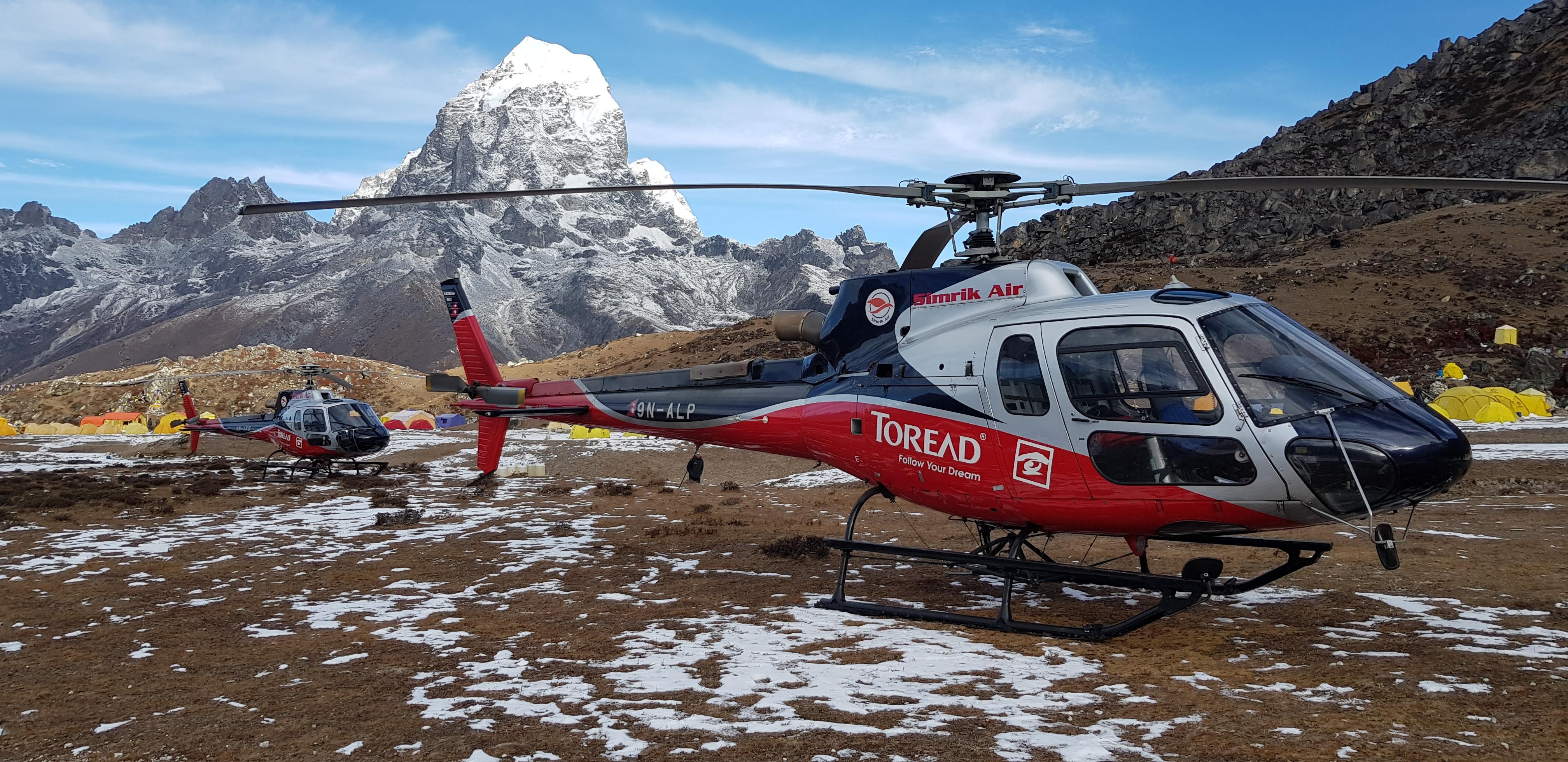 Chopper flight and breakfast at Hotel Everest view