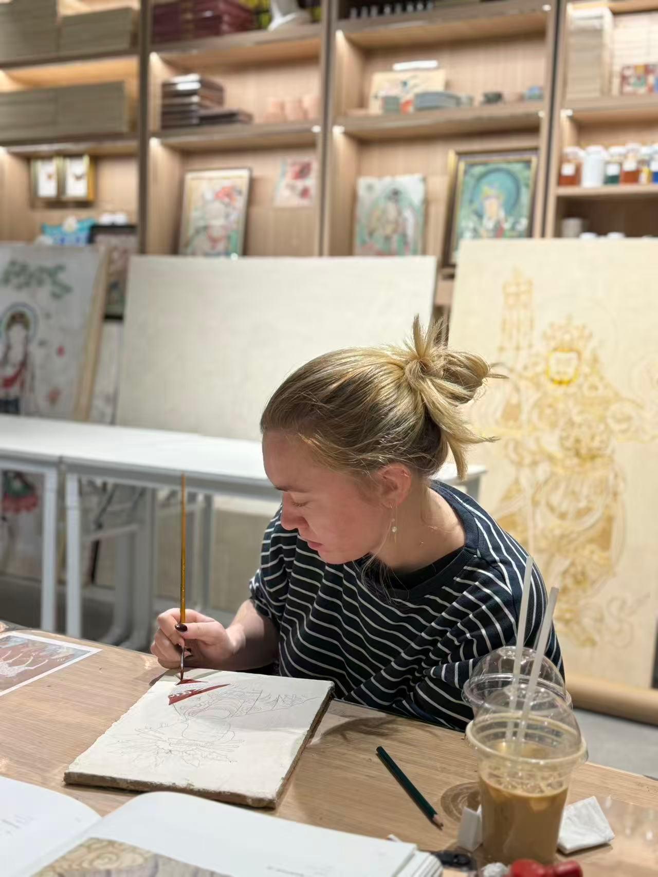 Shanghai: Ancient Dunhuang Cave Mural Painting Workshop 3