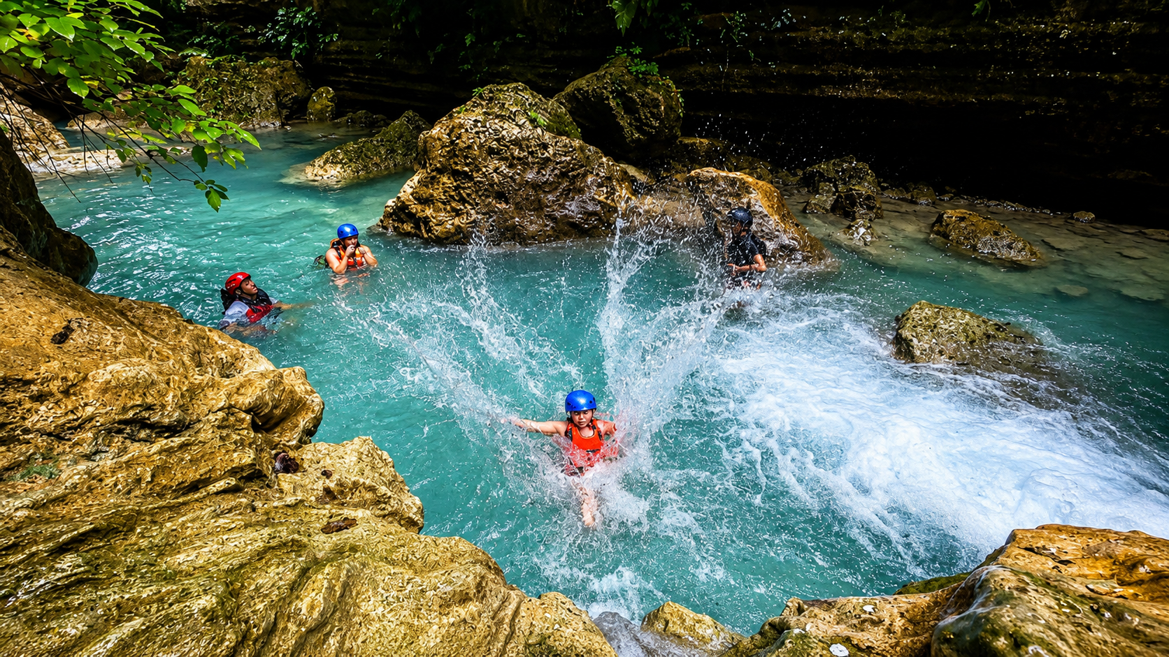 Cebu: Whale Shark, Sardine Run & Kawasan Canyoneering 3
