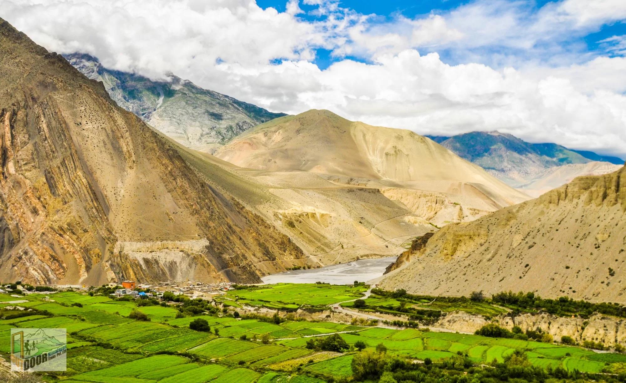 Nepal: Upper Mustang 7-Day Luxury Overland Jeep Tour 3