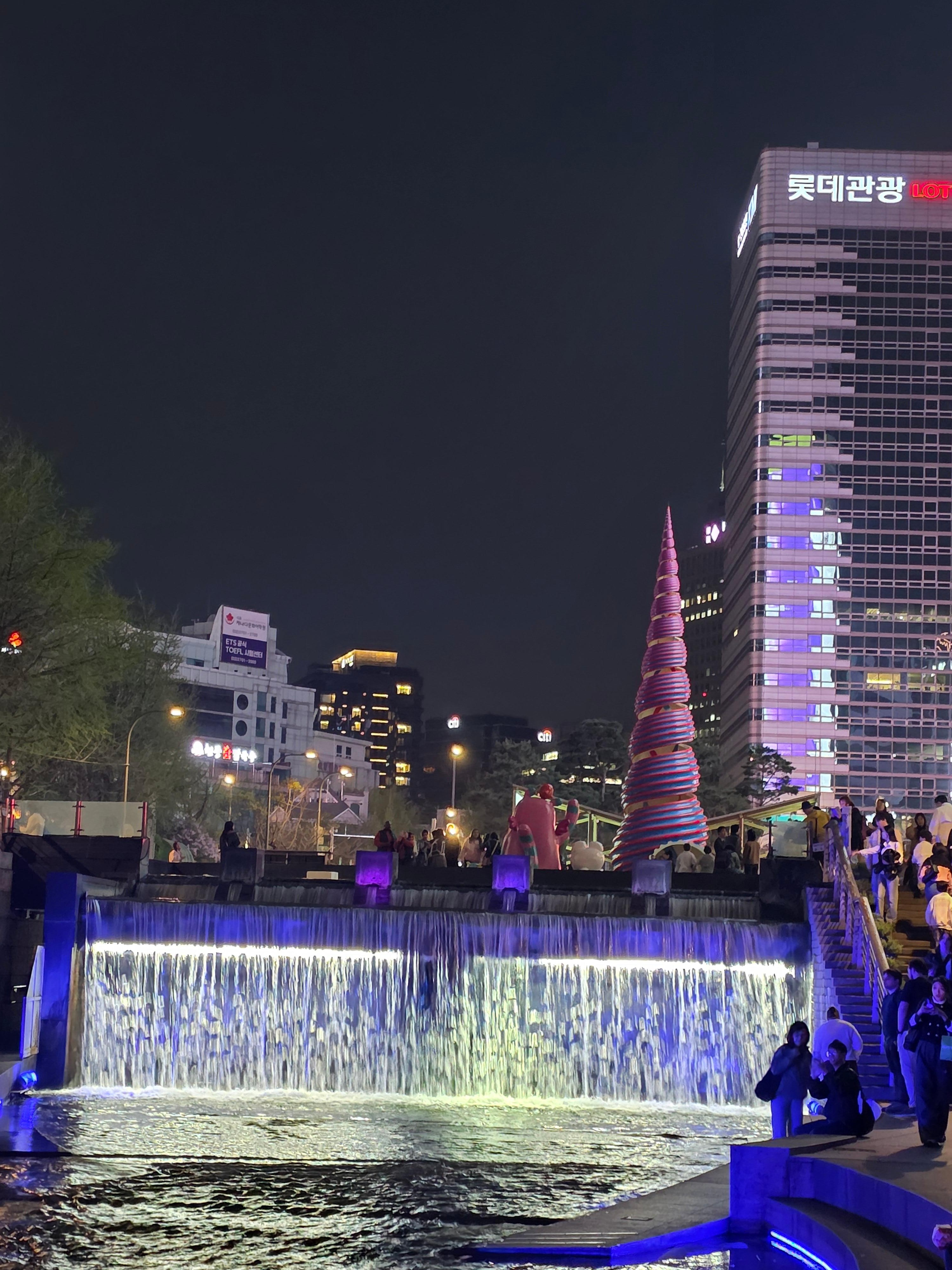 Seoul: Cheonggyecheon to Gwangjang Market 3