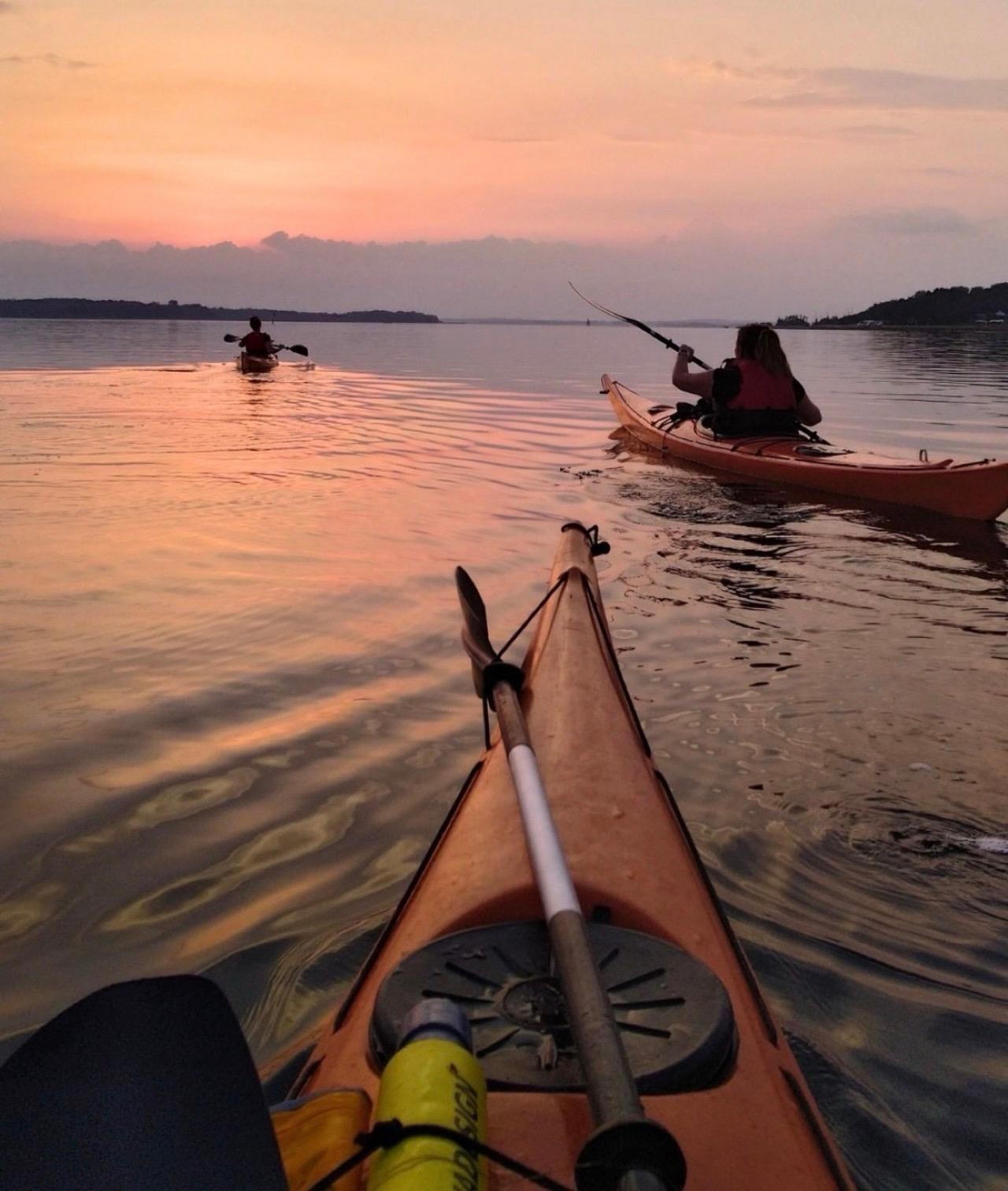 Muscat: Al Qurum Beach Sunset Kayaking Experience 2