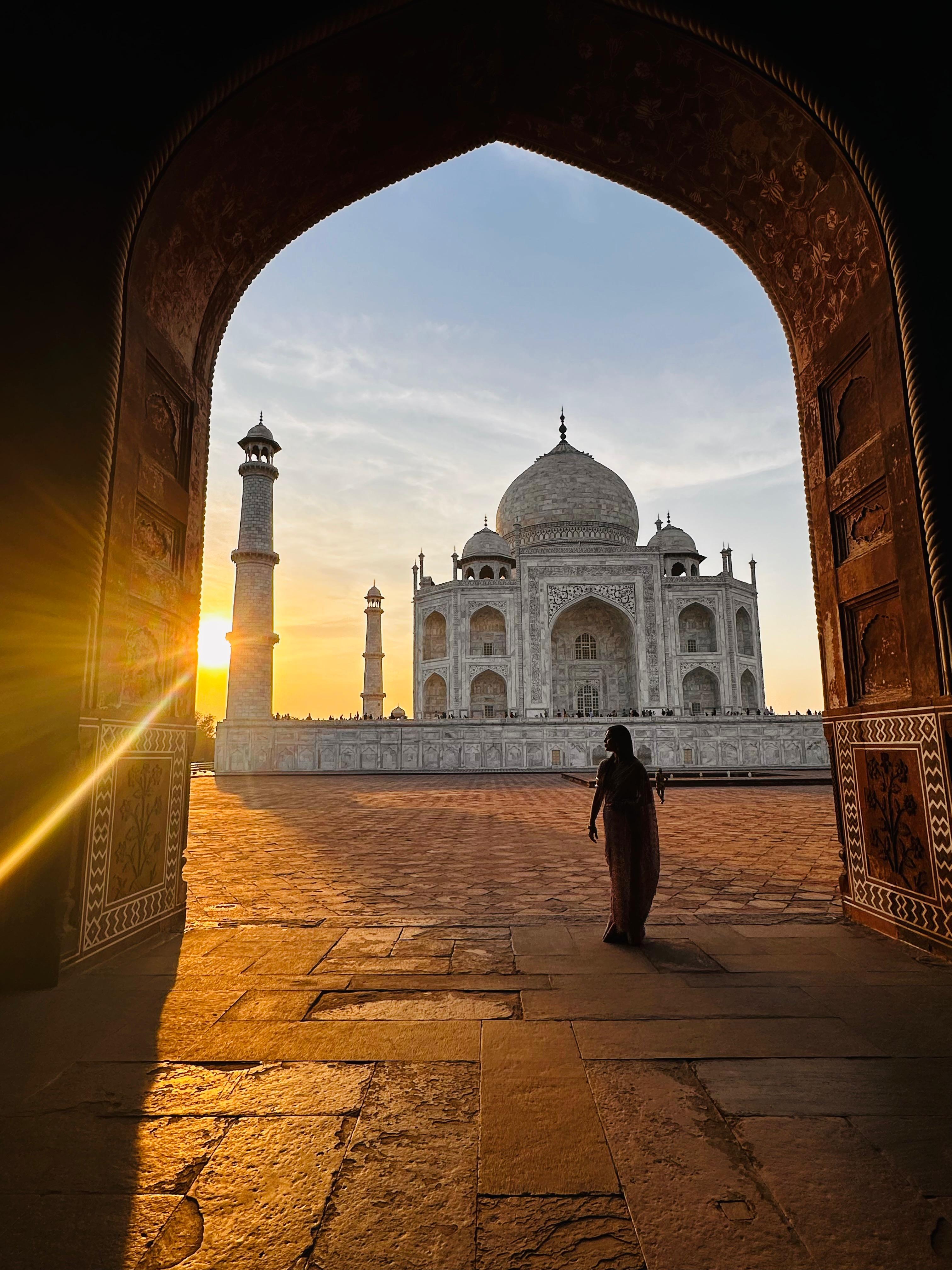 Delhi: Taj Mahal Sunrise & Agra Private Tour with Guide