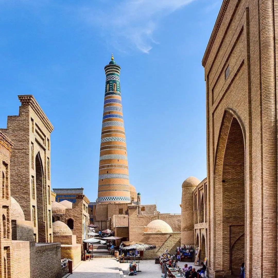 11 - Day Private Guided tour in Central Asia (3 Stans) 2