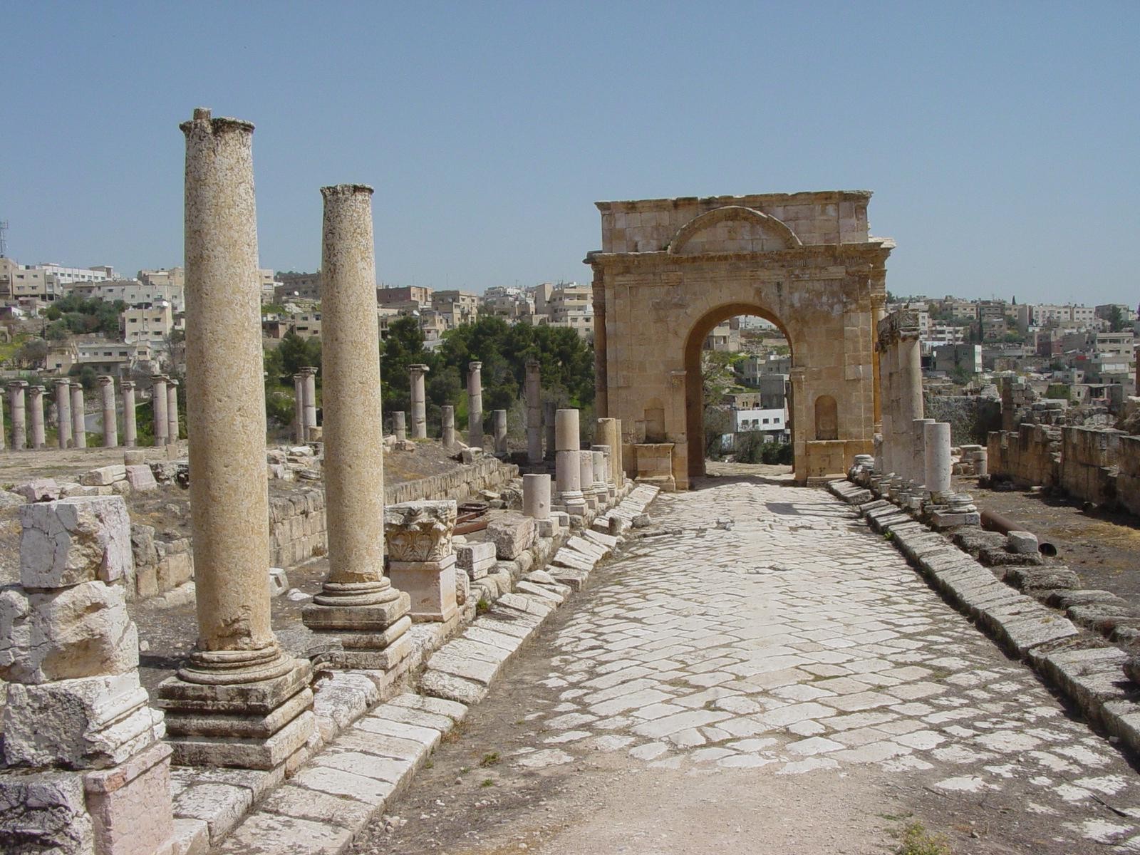 From Amman: Private Full-Day Amman City and Jerash Tour
