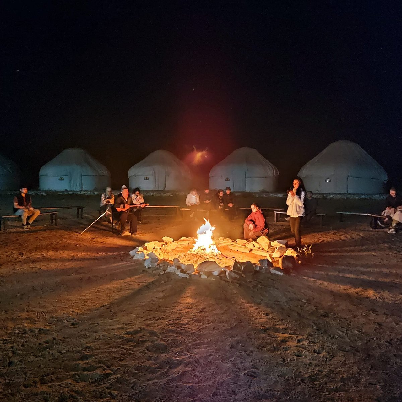Samarkand: Kyzylkum Desert Overnight Yurt Camp Experience
