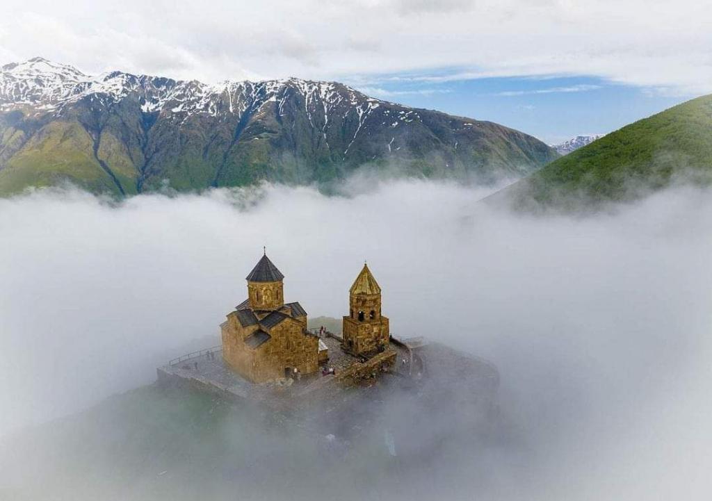 From Kazbegi: Sno Valley and Gveleti Waterfall Tour — guided tour in Kazbegi