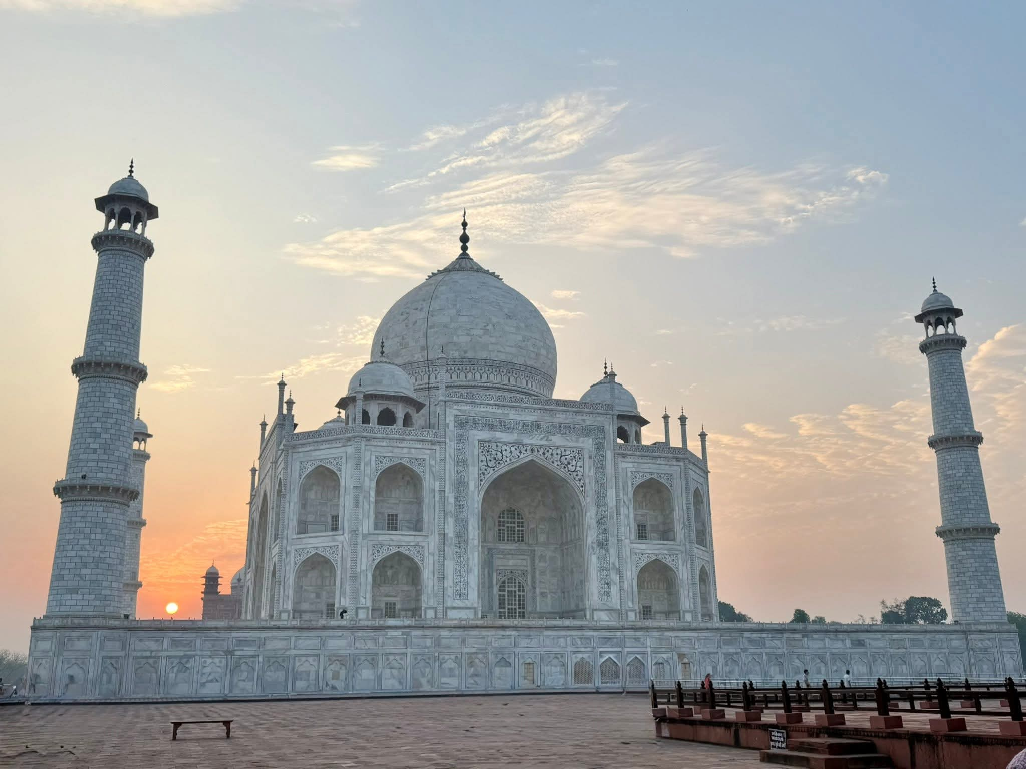From Jaipur/Delhi/Agra: Taj Mahal Day Tour+Optional Transfer 2