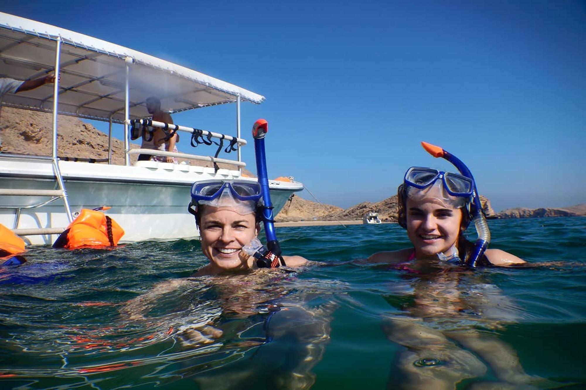 From Muscat: Daymaniyat Islands Reef Snorkeling Tour & Lunch 3
