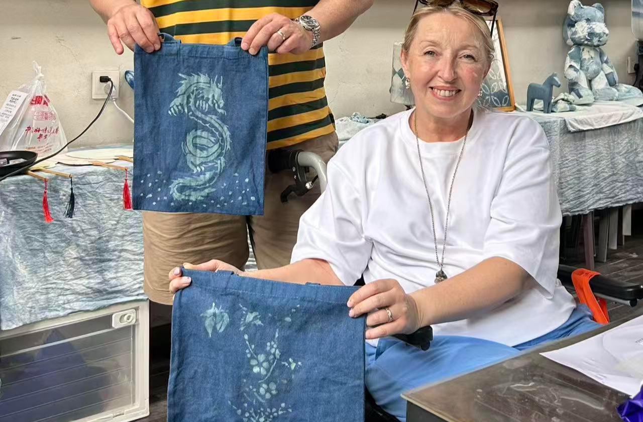 Shanghai: Wax-Resist Textile Art Workshop