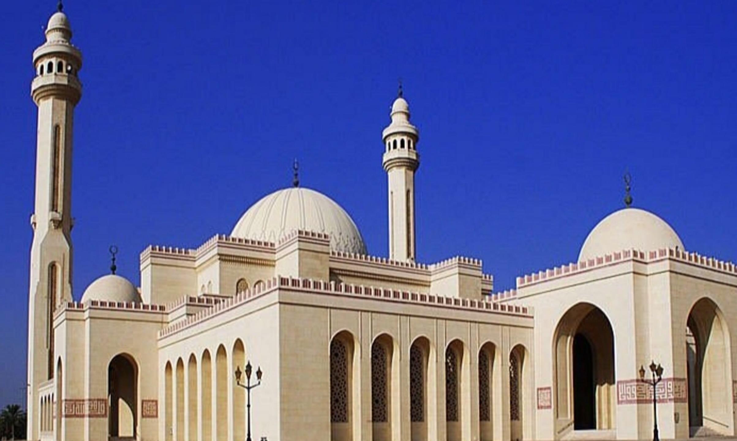 Bahrain: Guided City Highlights Tour with Lunch
