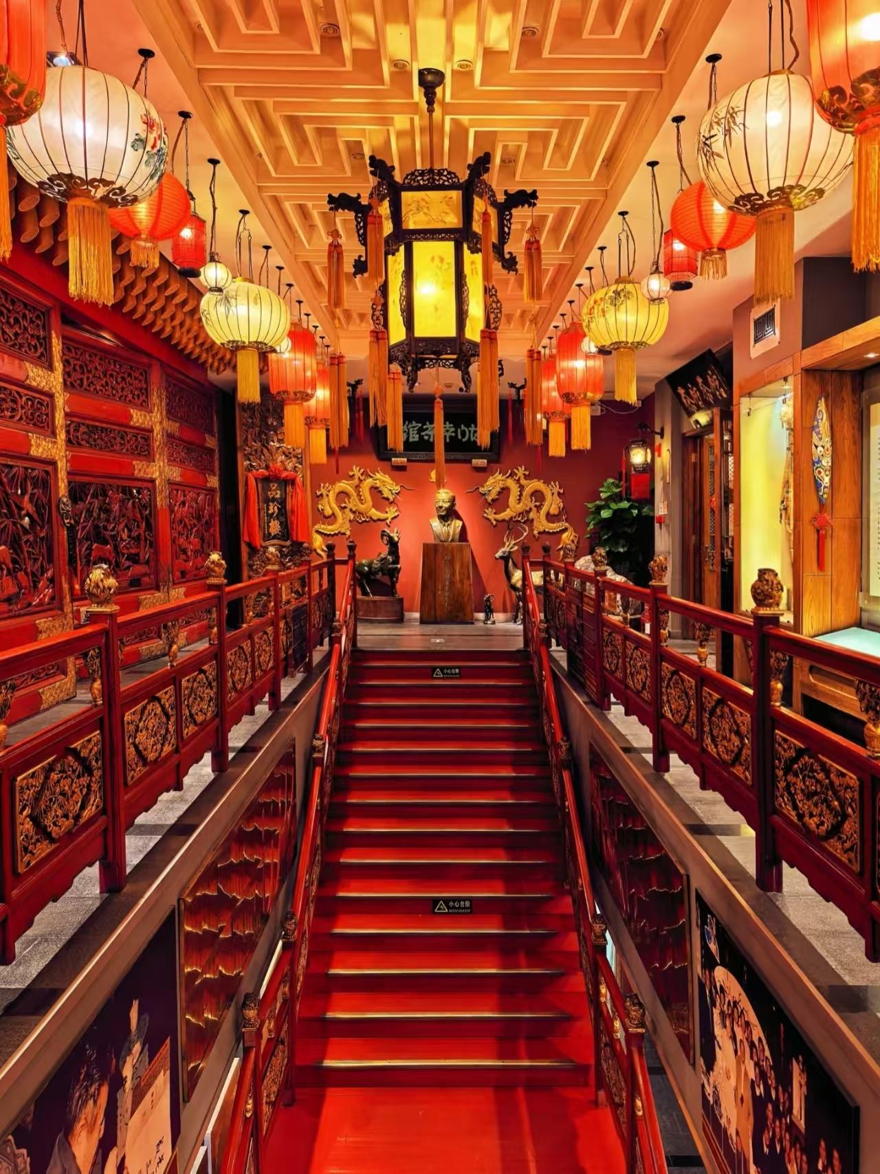 Beijing Teahouse: Live Show with Traditional Arts & Tea
