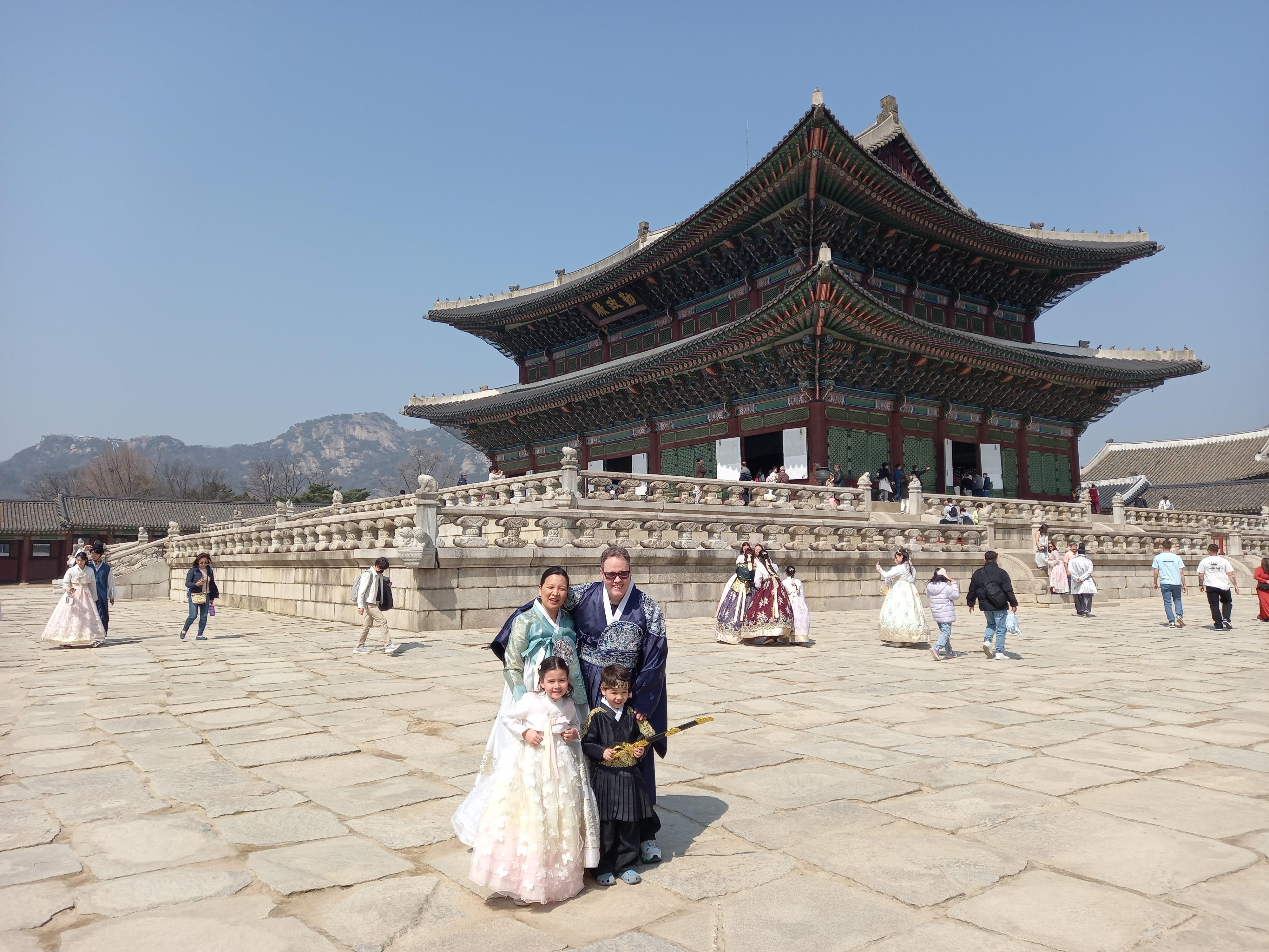 Seoul: 6-Hour Guided Tour to City Highlights, Palace & More 3
