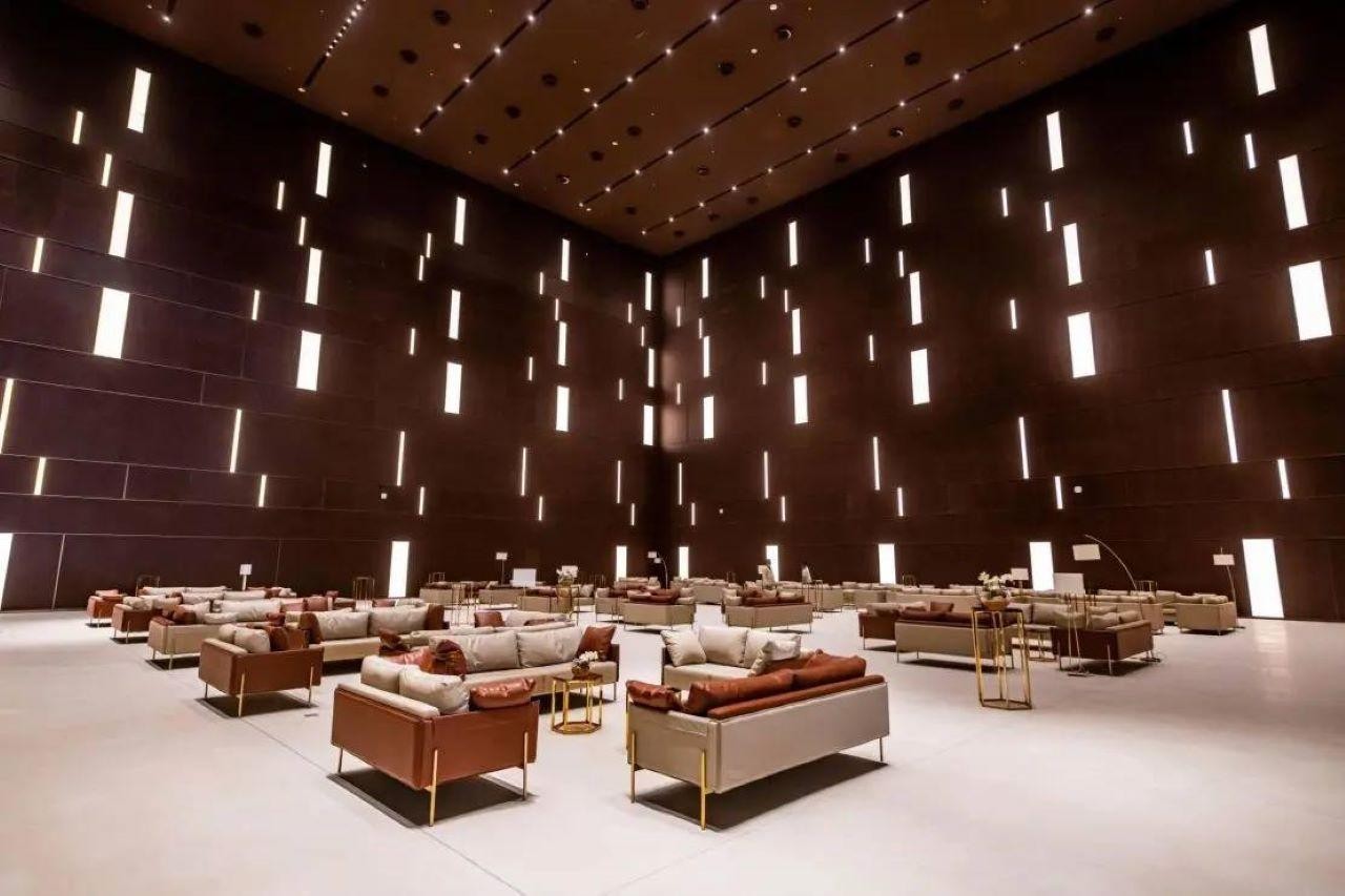 AlUla: Ticket and Tour of the Maraya Reflecting Hall 3