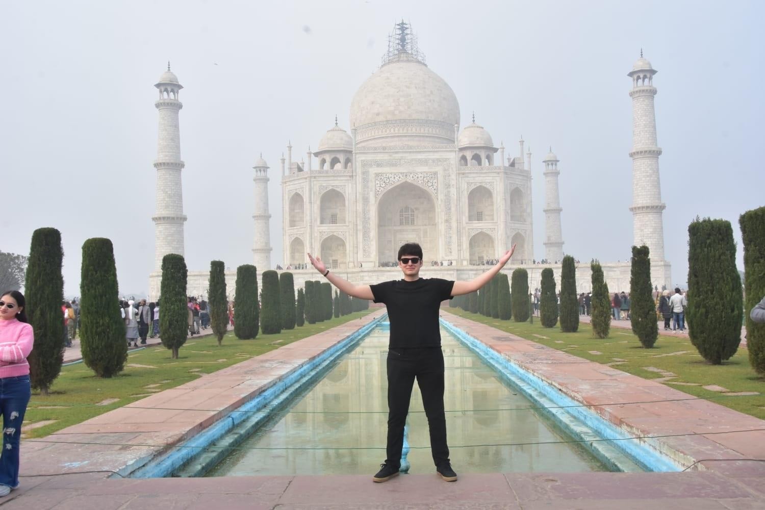 Taj Mahal Tour from Delhi by Superfast Train-Gatiman Express