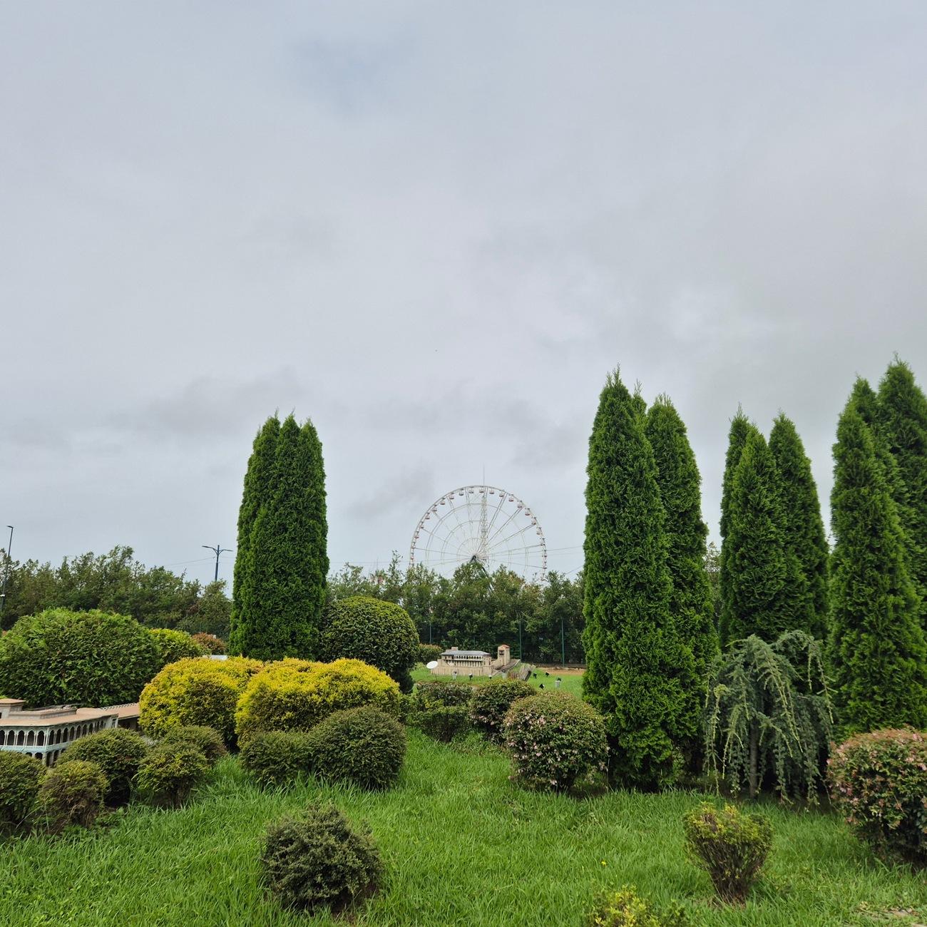 Batumi: Dendrological Park, Mini Georgia & Musician park 2