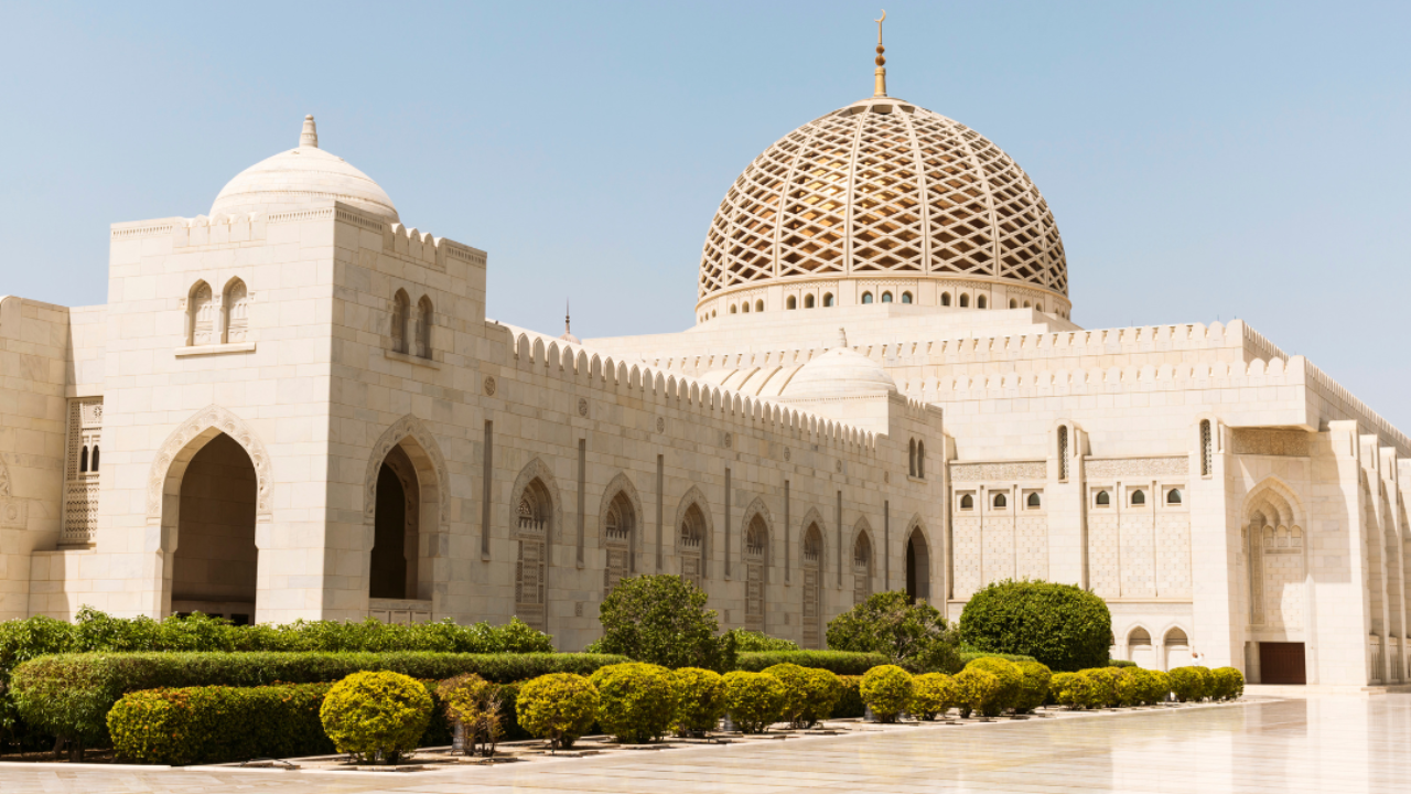 From Muscat: 3-Day Oman Tour with Audio Guide & Transfers 3