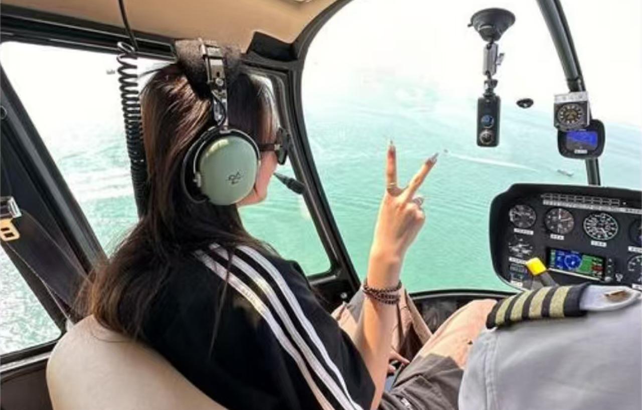Beijing: Mutianyu Great Wall Helicopter Tour and Transfer 2