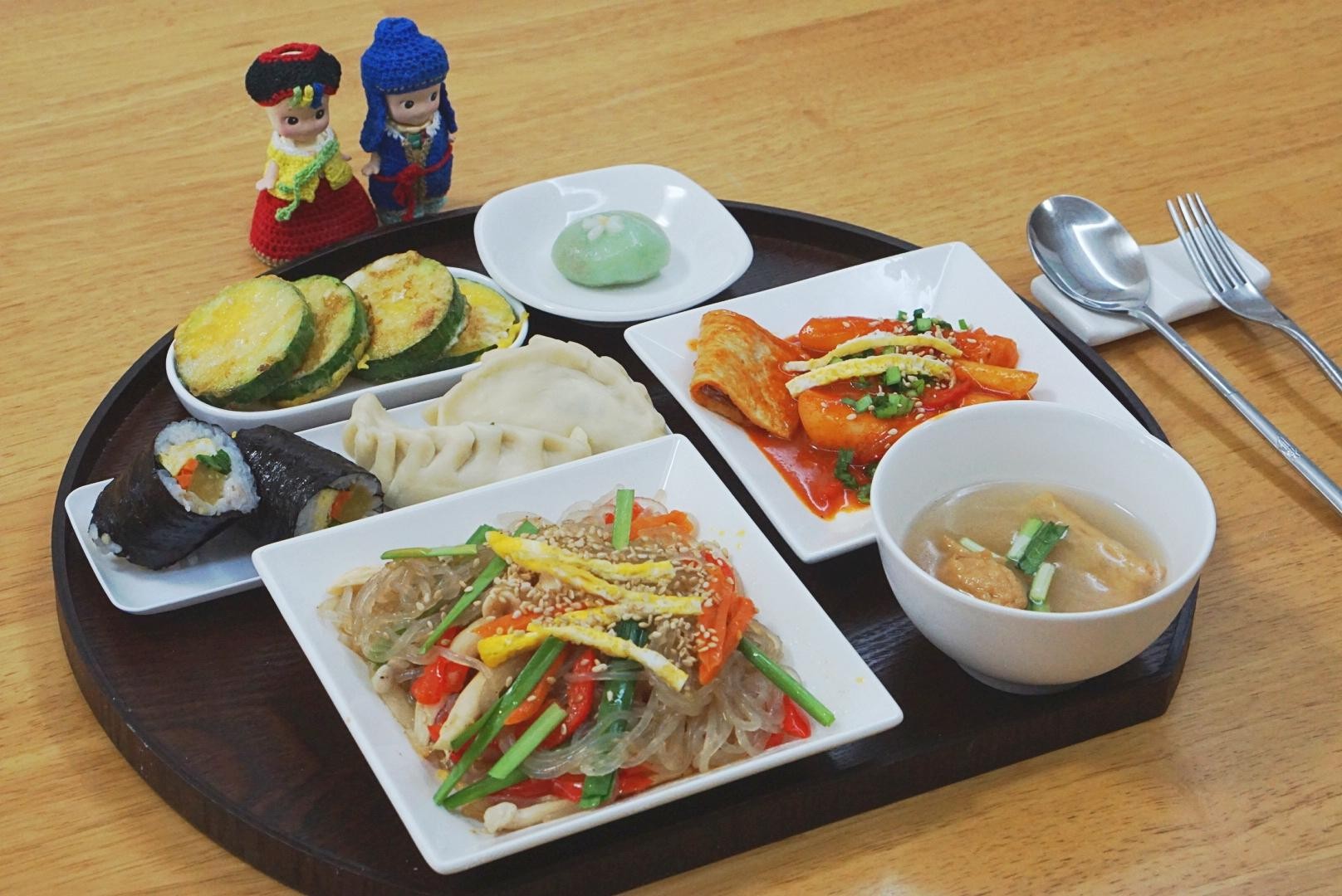 Seoul : Cook K-Food 5 dishes & Market Tour (Vegan available) 3