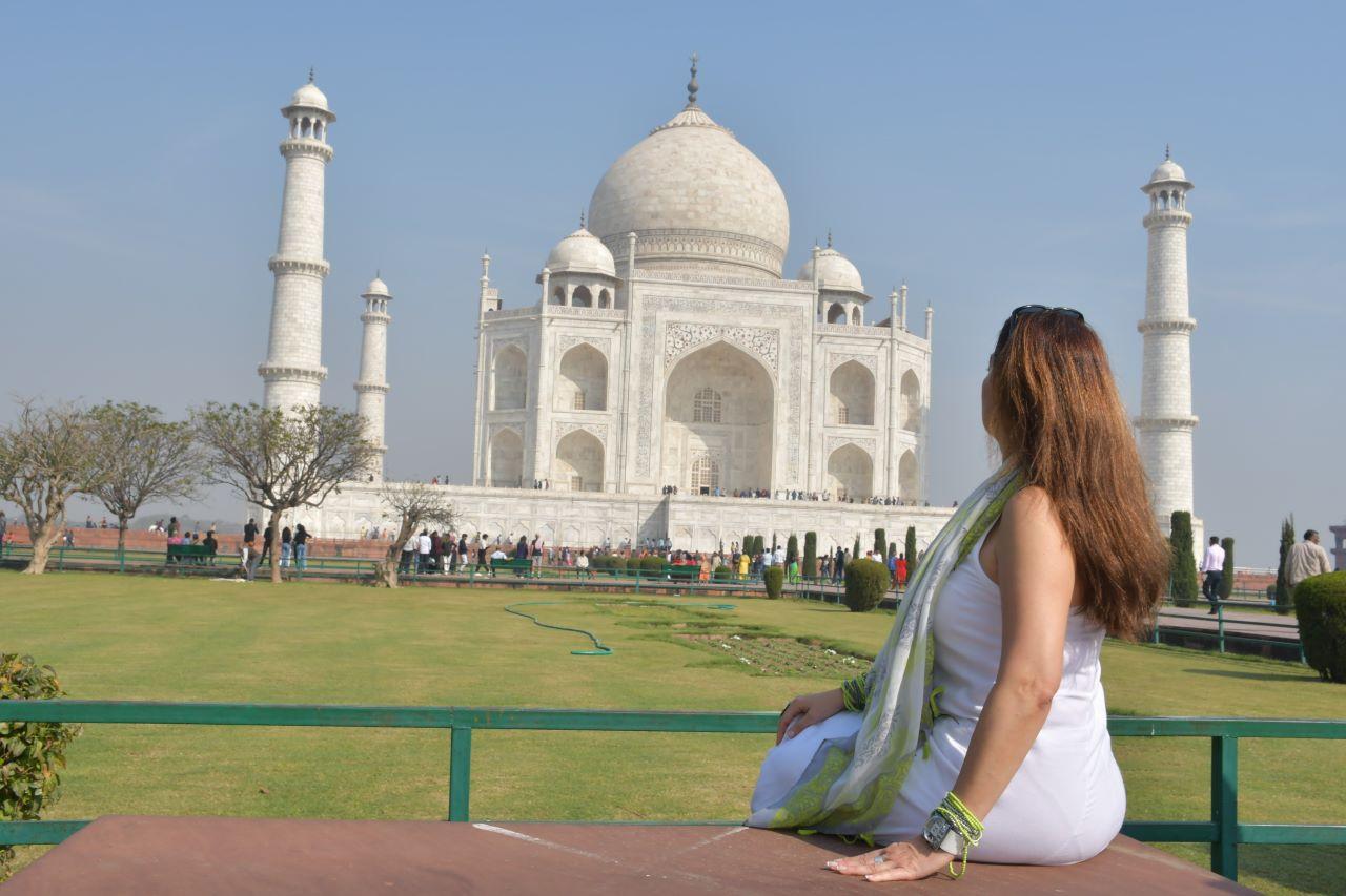 From Delhi: 2 Days Overnight Taj Mahal & Agra Private Tour