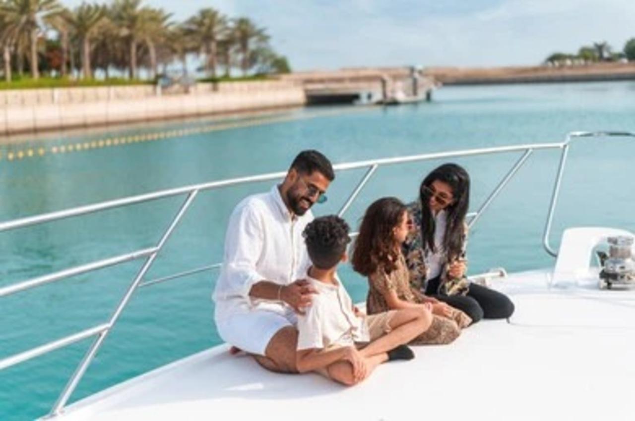 Jeddah: Durrat Al-Arous Private Beach Day to Swim & Cruise 3
